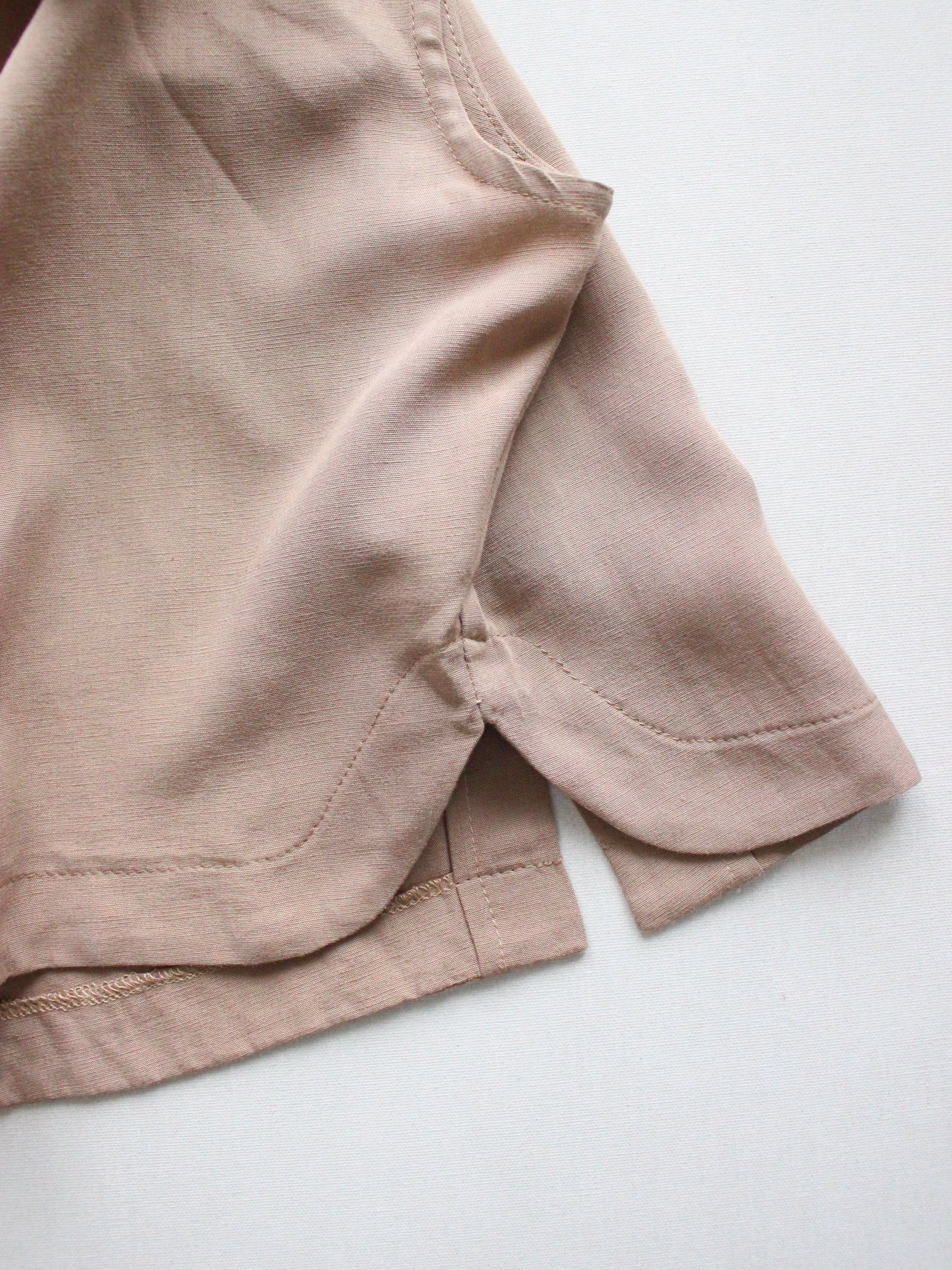 HELLO LUPO OLIVER SLEEVELESS - NOCCIOLA/CHOCO PARFAIT