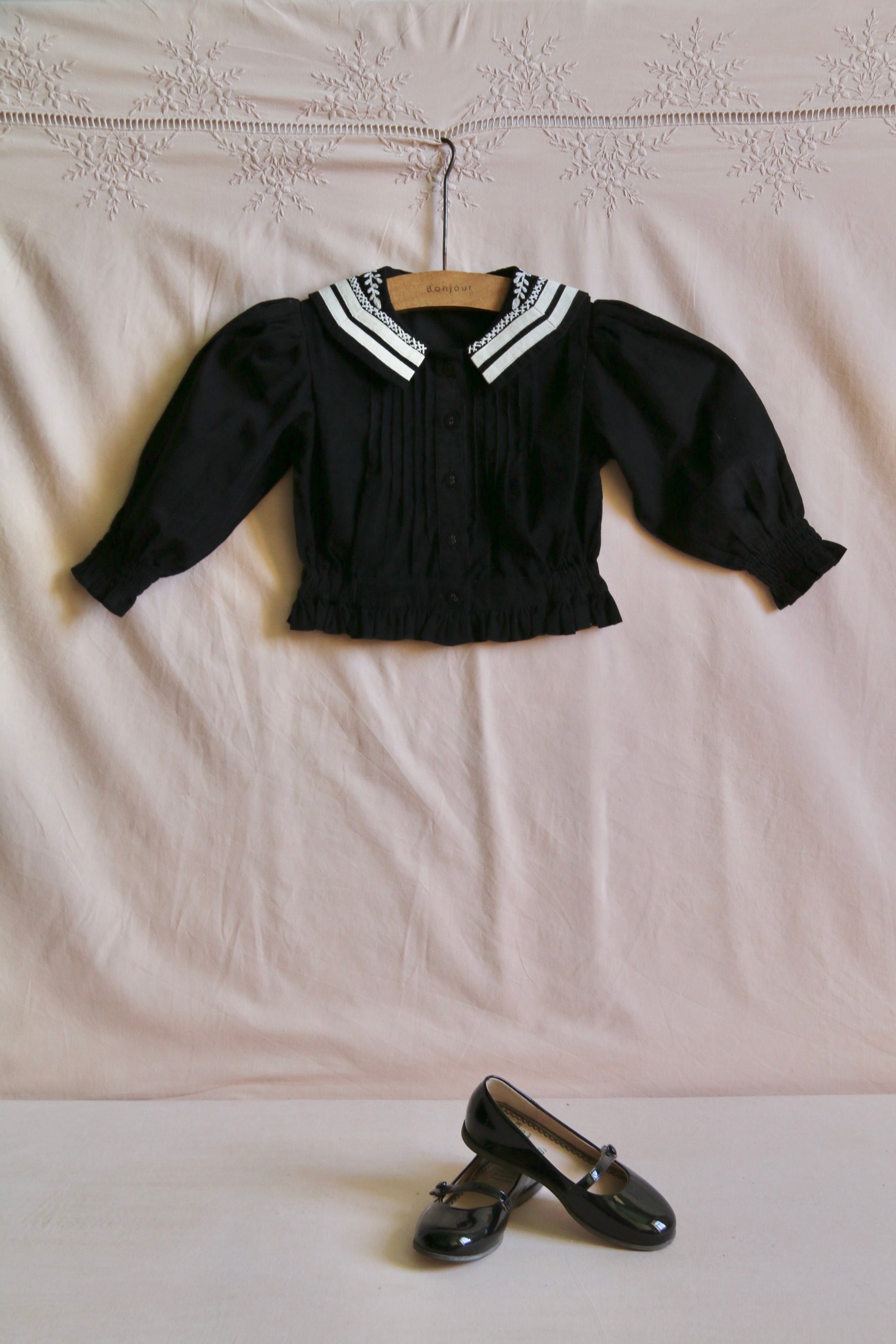 BONJOUR DIARY Sailor blouse black baby cord