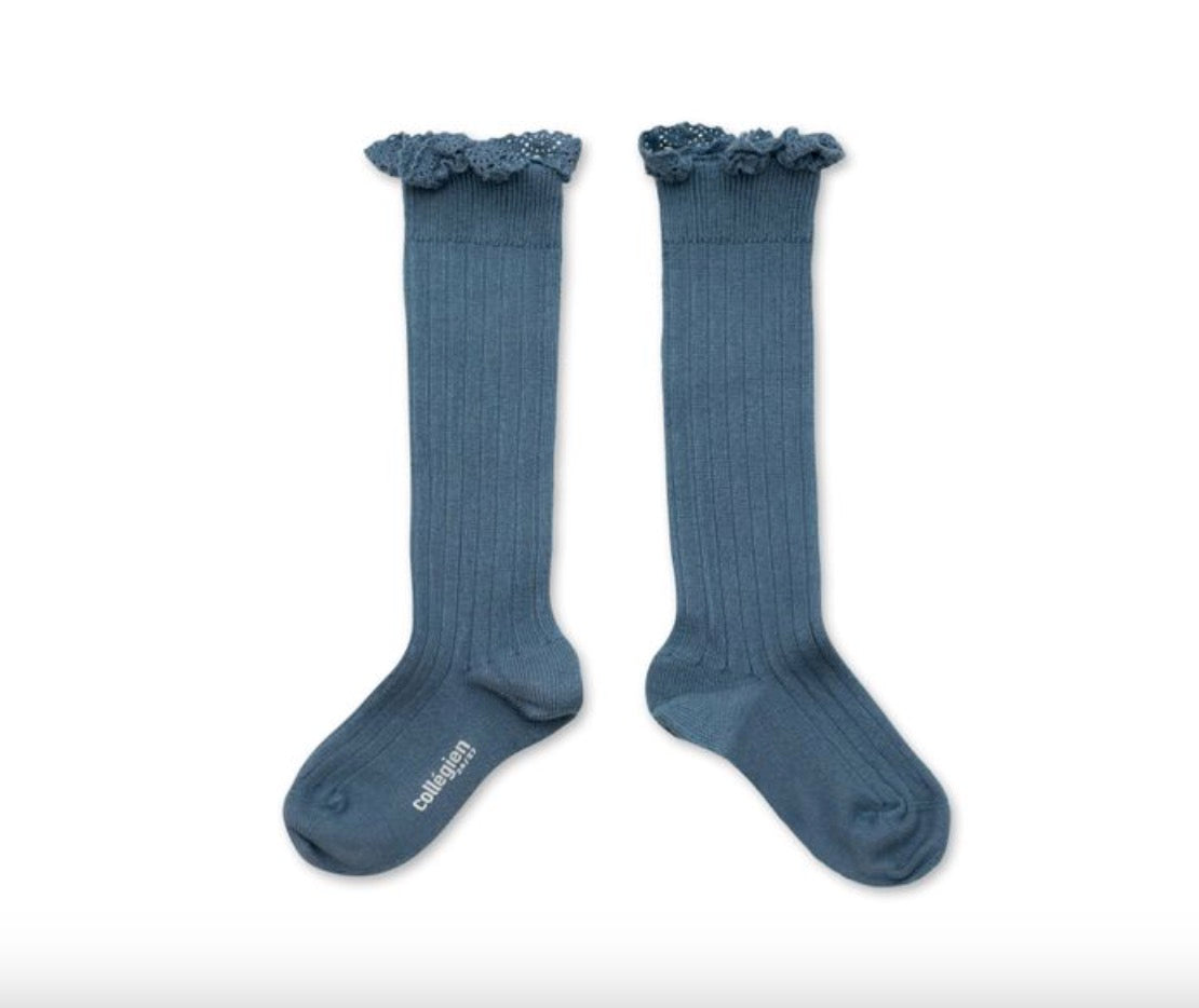 collegien Josephine Lace Trim Knee High Socks bleu cendre