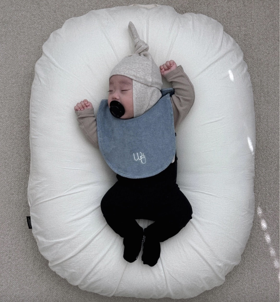 would U cloud terry bibs