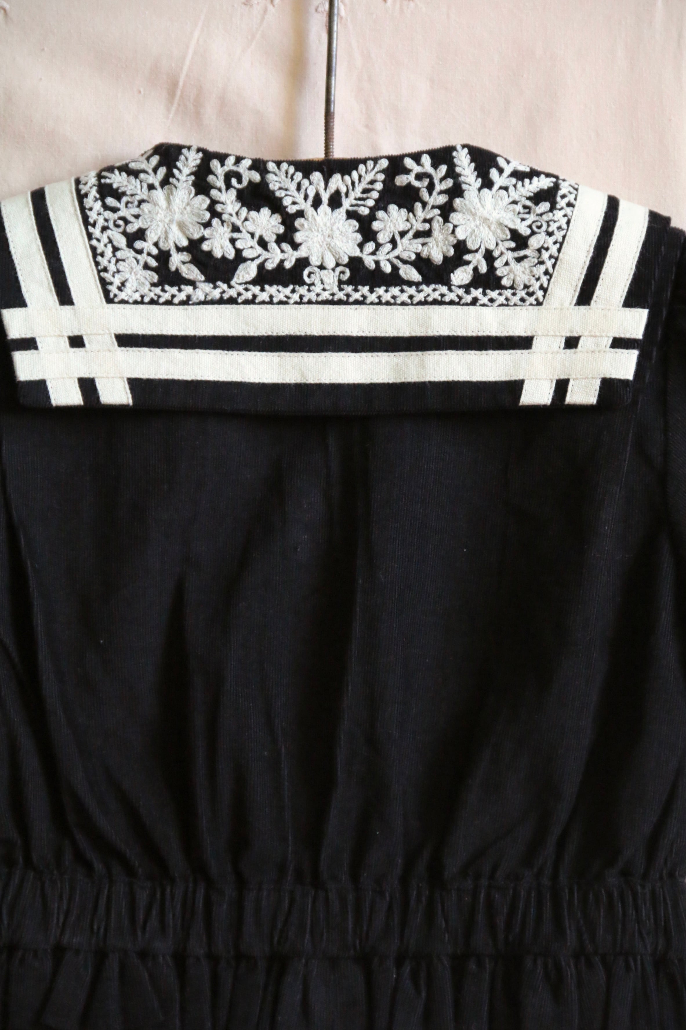 BONJOUR DIARY Sailor blouse black baby cord