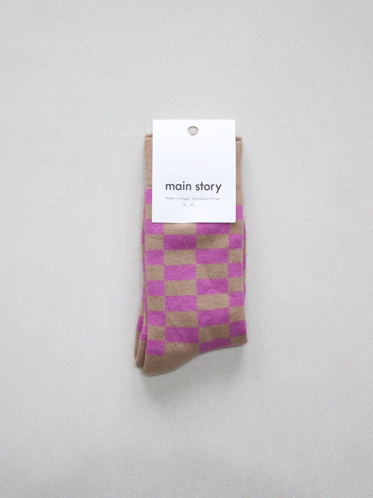 main story Socks Clay