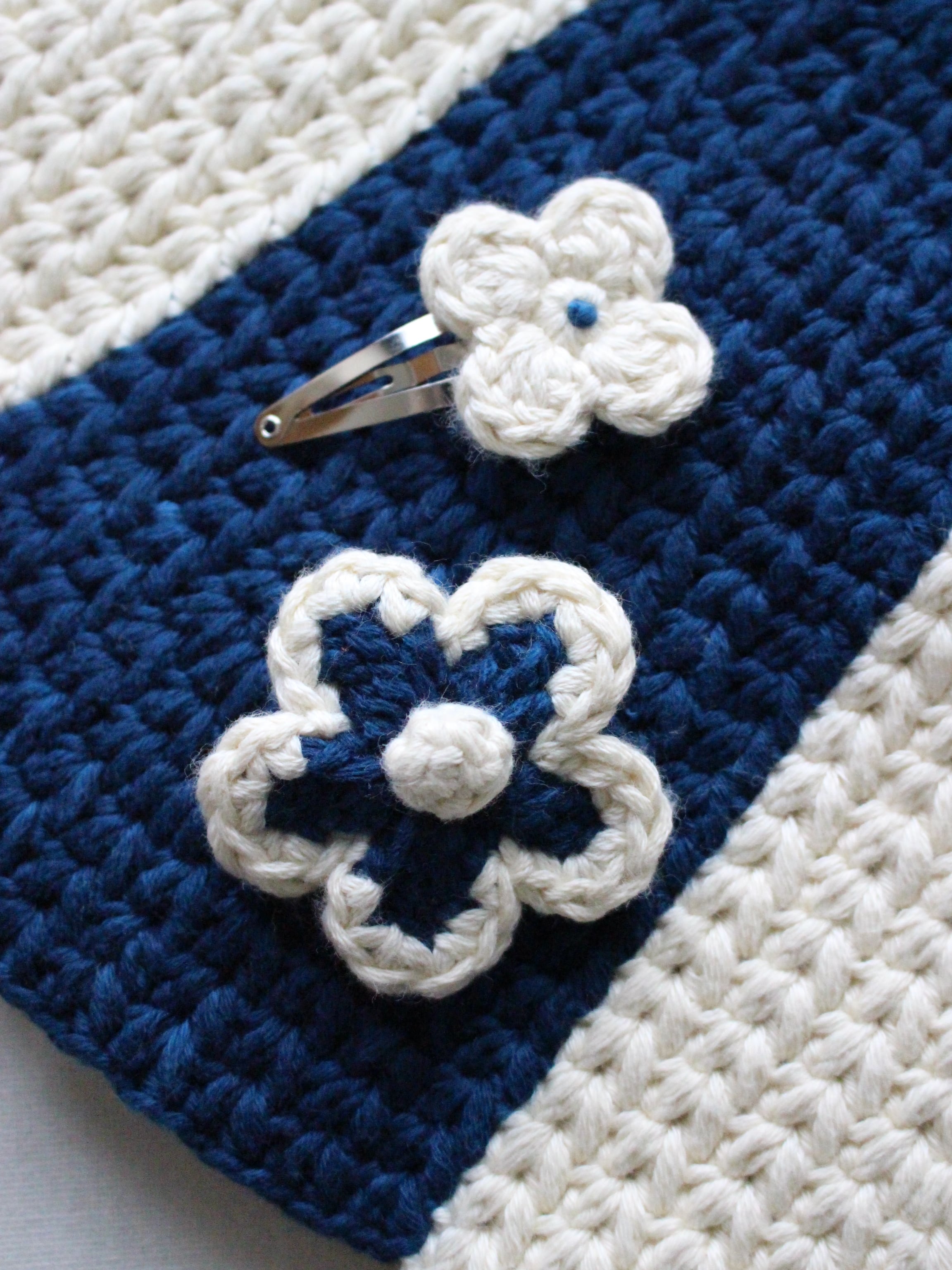 Misha & Puff Medium Flower Clip Set/ Celestial