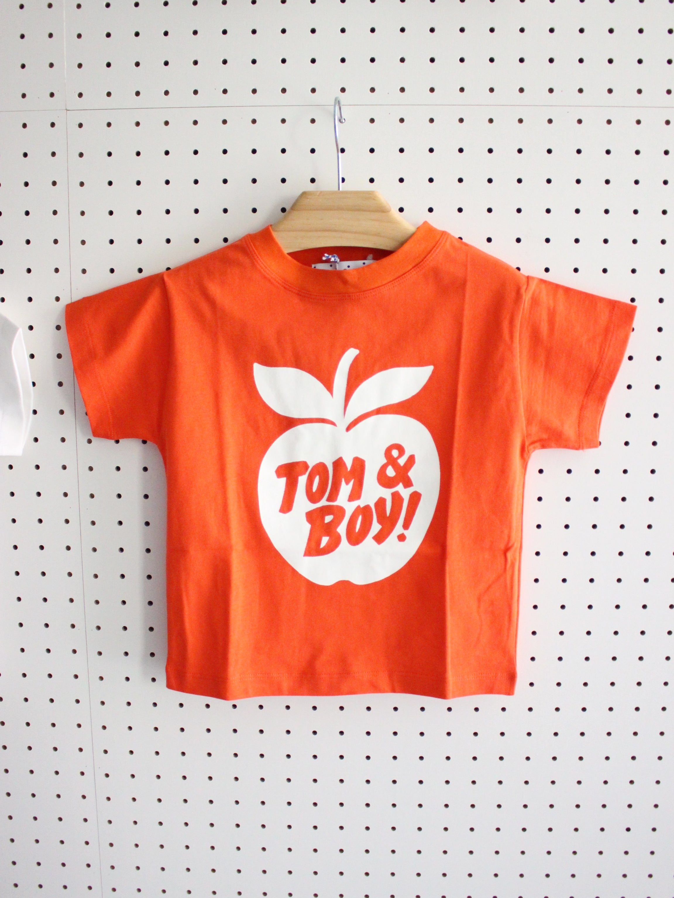 TOM & BOY T-SHIRT APPLE