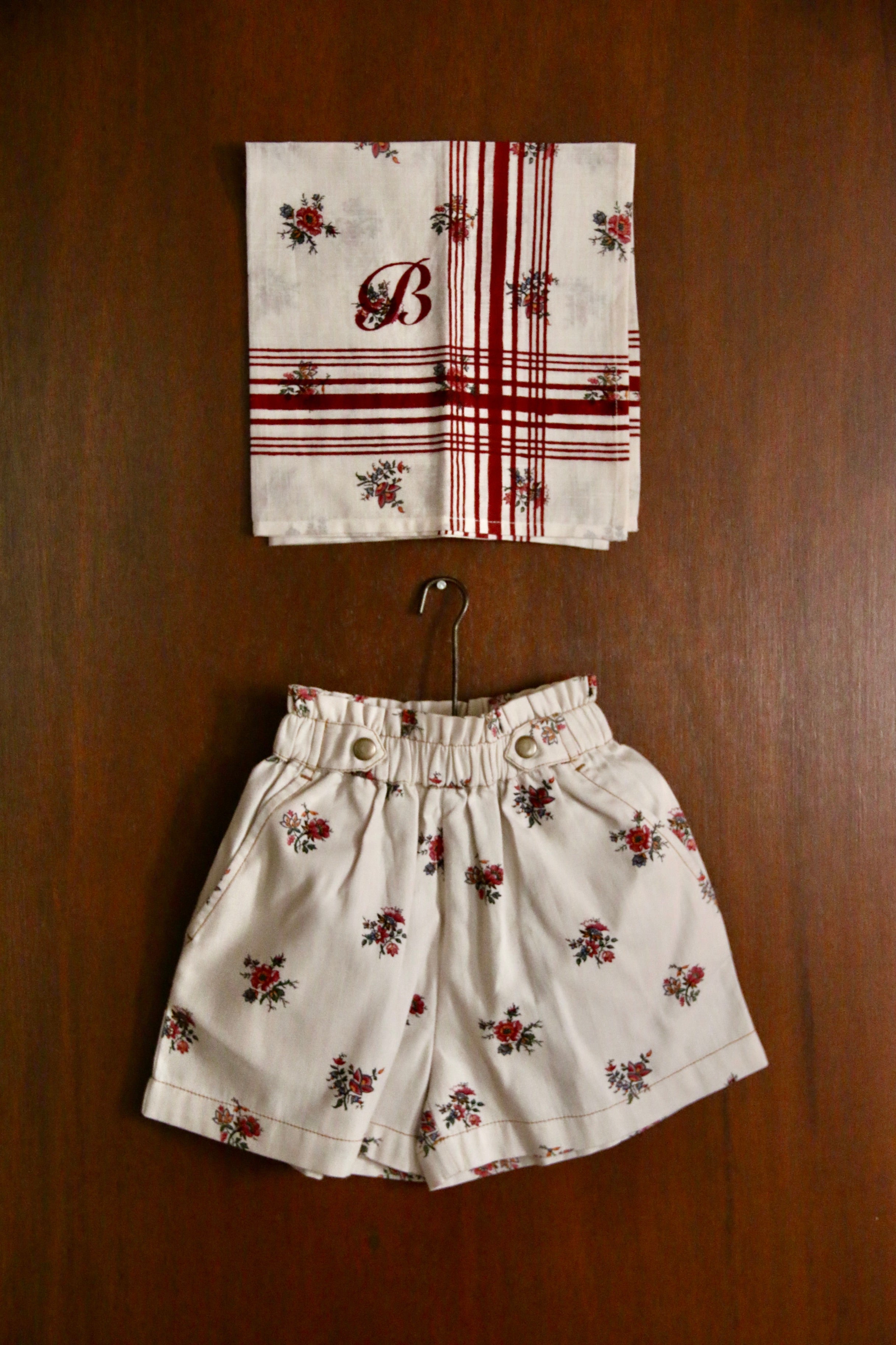 BONJOUR DIARY Shorts with scarf Garden flowers print - Denim