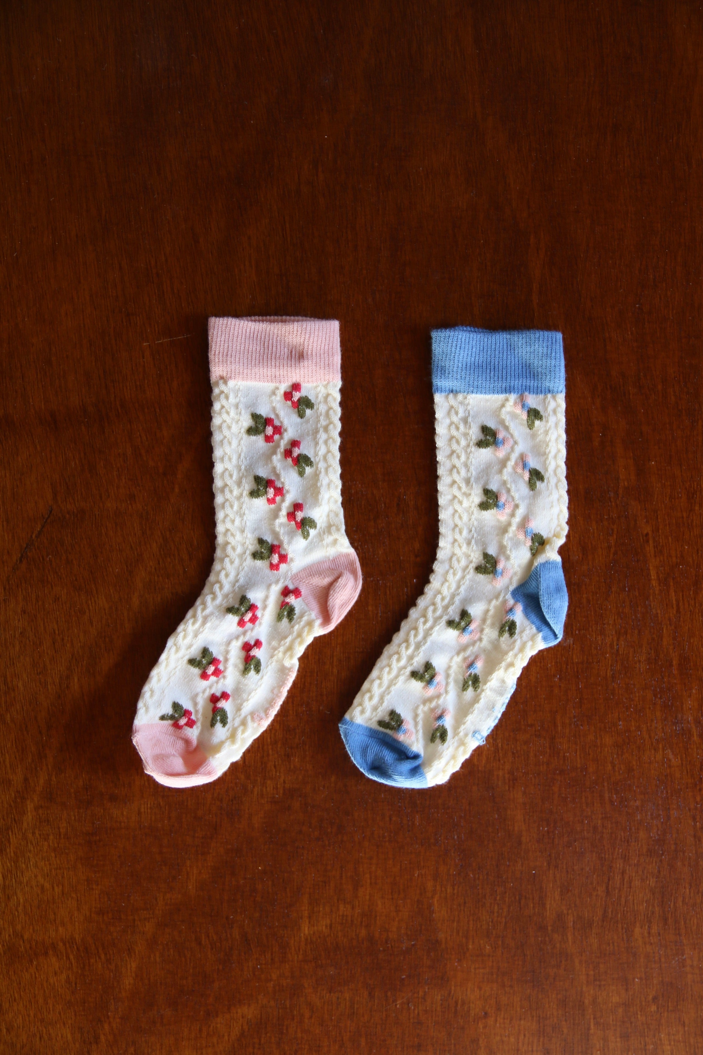 BONJOUR DIARY "Farandole" flower socks Pink
