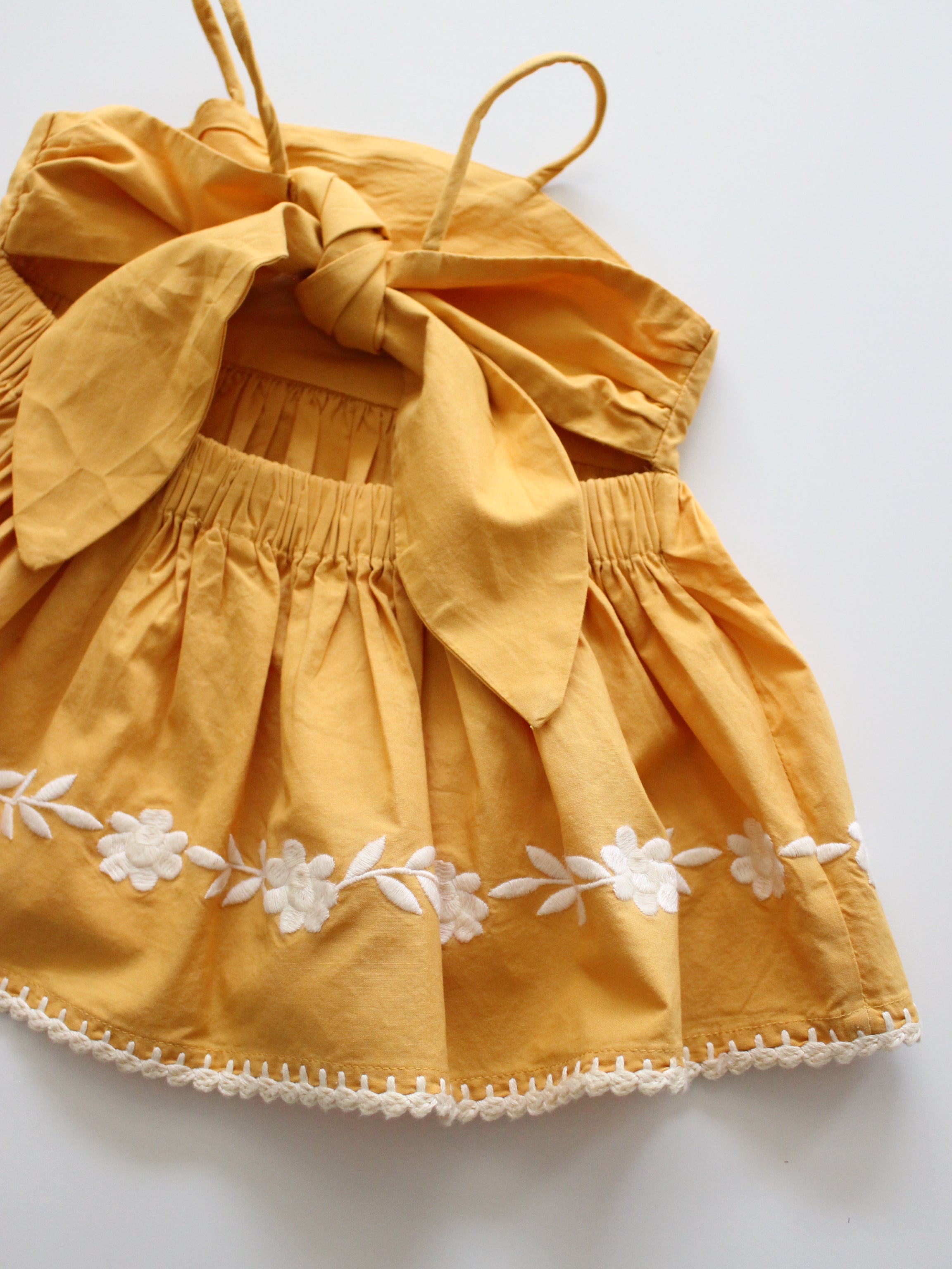 APOLINA MAGRIT SUNTOP TANGERINE
