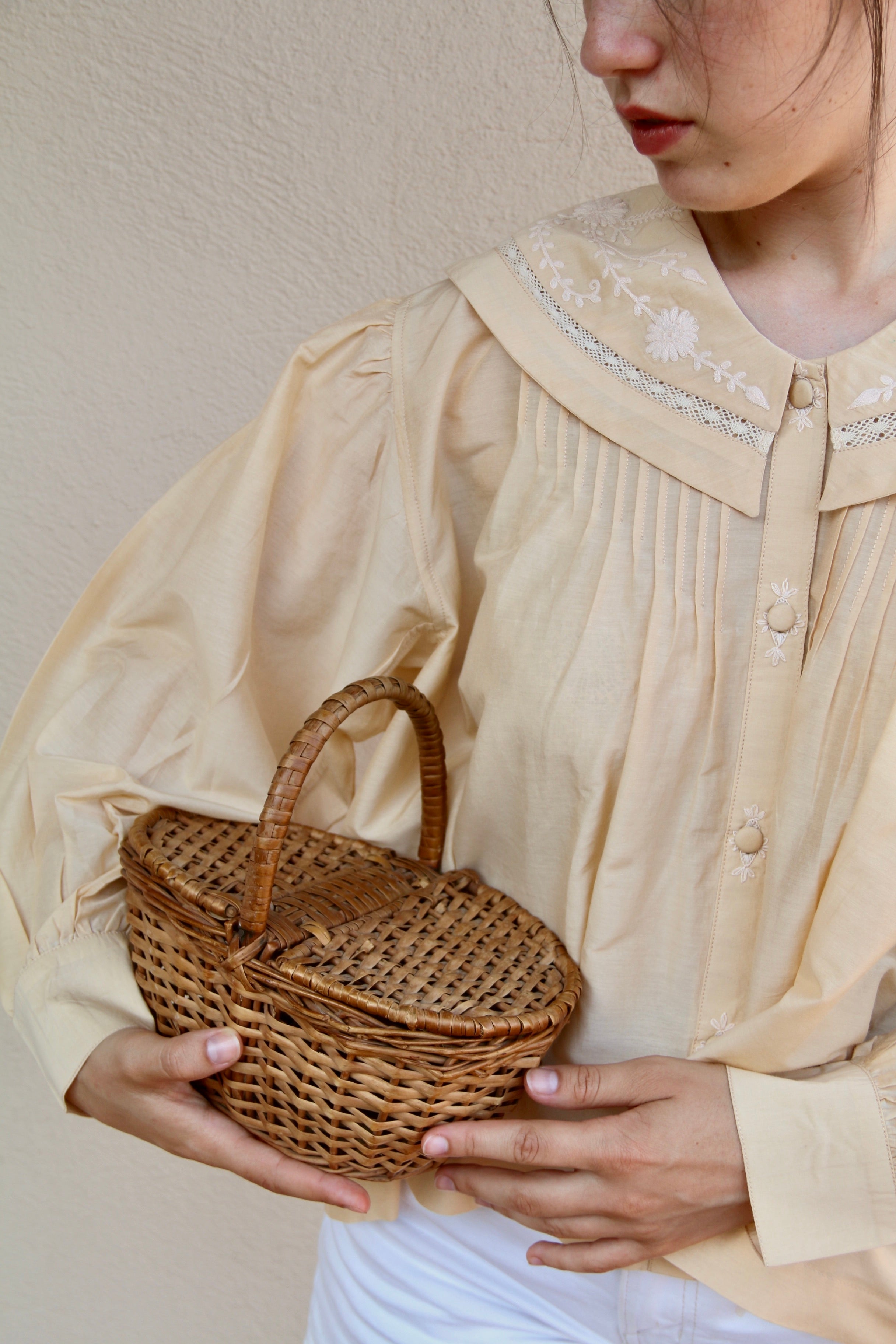 Suranné Blouse with sailor collar Sand cotton silk 大人SIZE