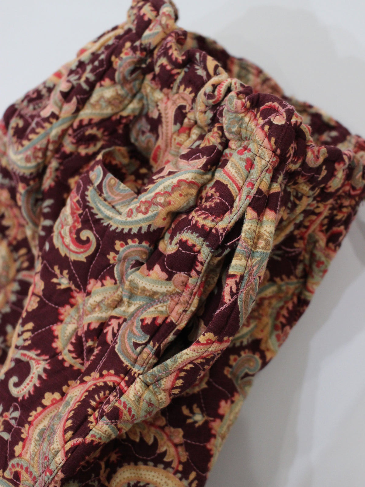 BONJOUR DIARYか Quilted pant Burgundy cashmere print - organic slub