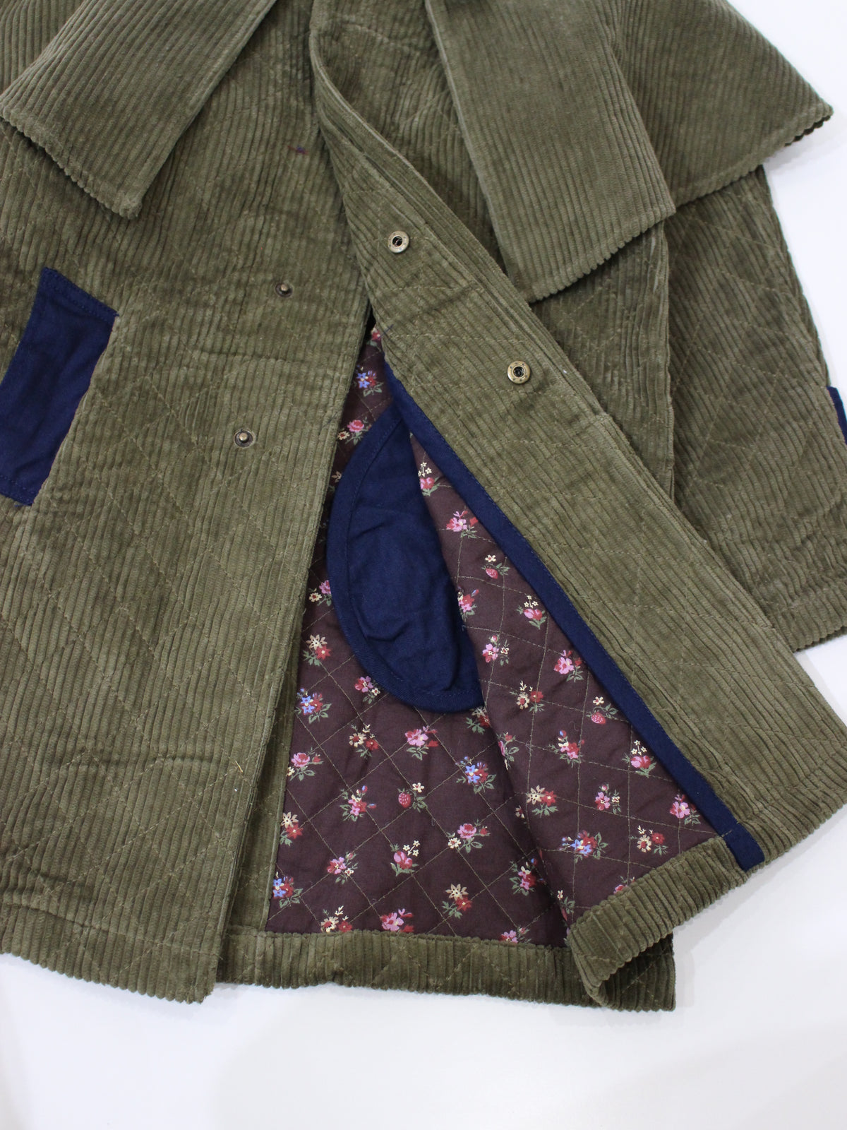 BONJOUR DIARY Trench coat with cape Kaki corduroy / Navy denim collar
