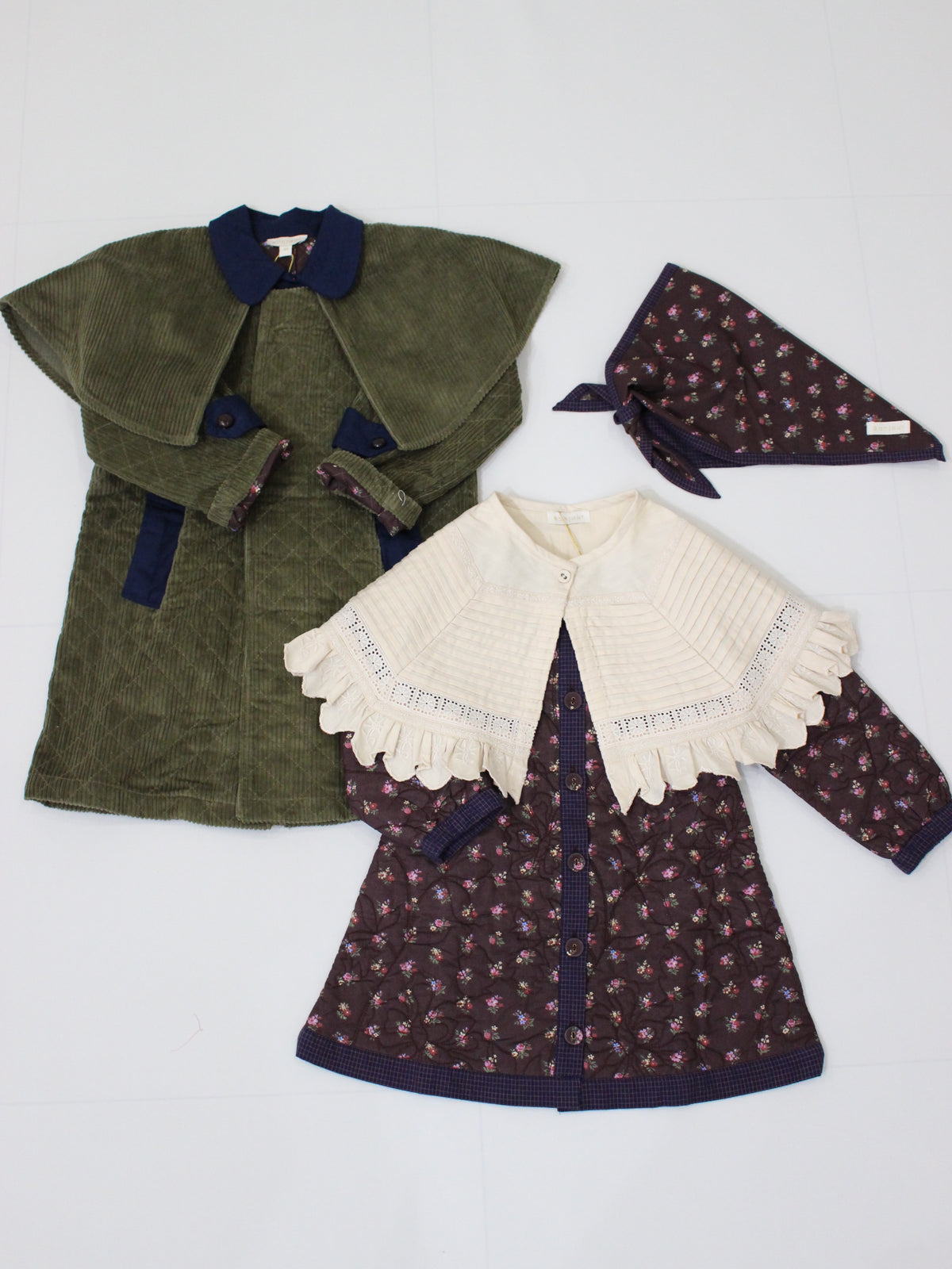 BONJOUR DIARY Quilted dress coat with scarf Little bouquet print