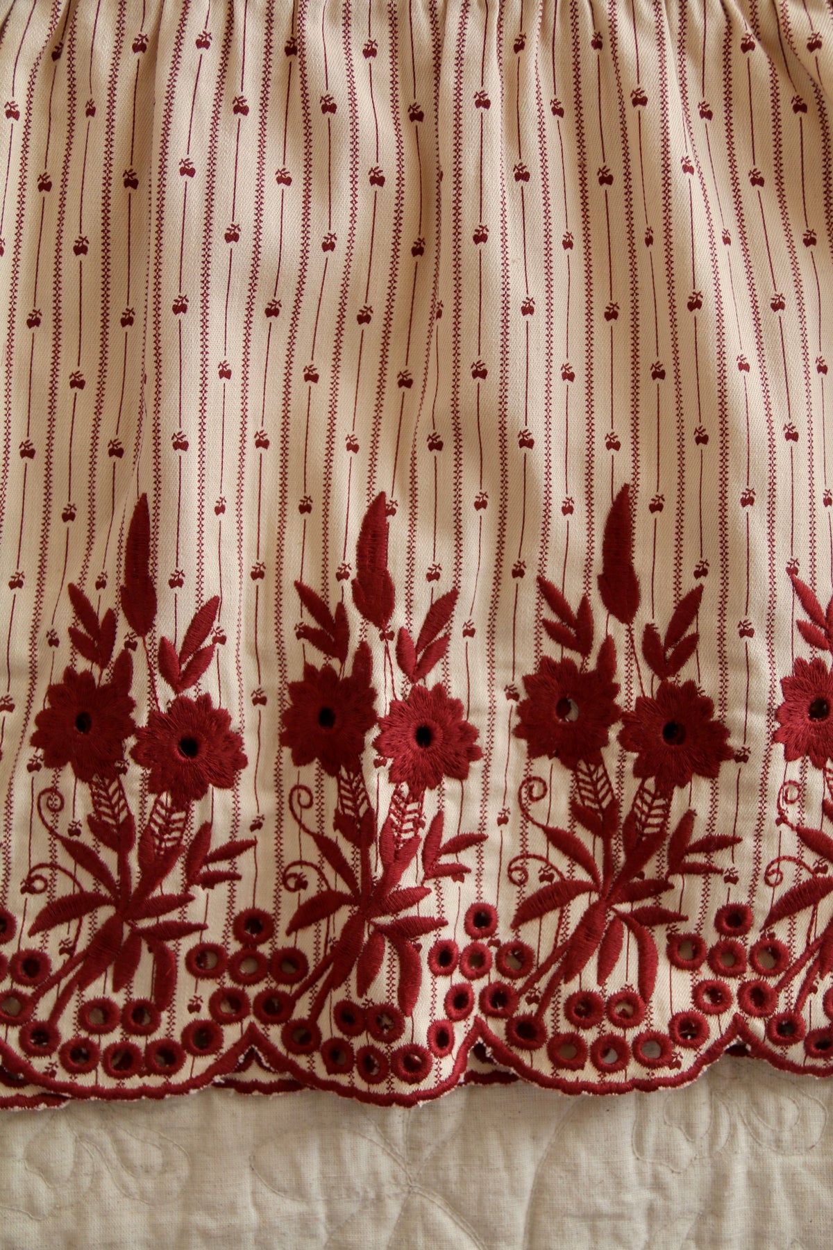 BONJOUR DIARY Embroidered dress Provencal print - denim eyelette