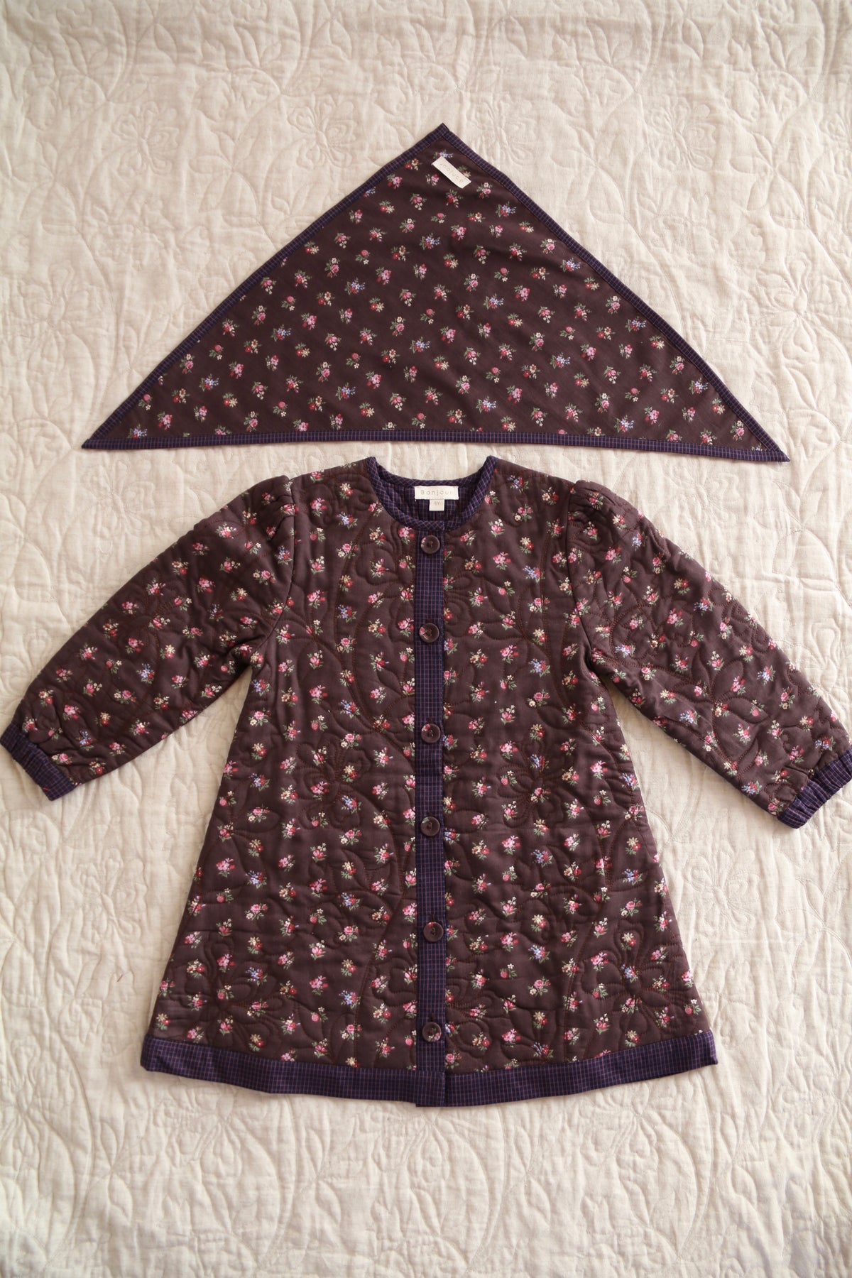 BONJOUR DIARY Quilted dress coat with scarf Little bouquet print