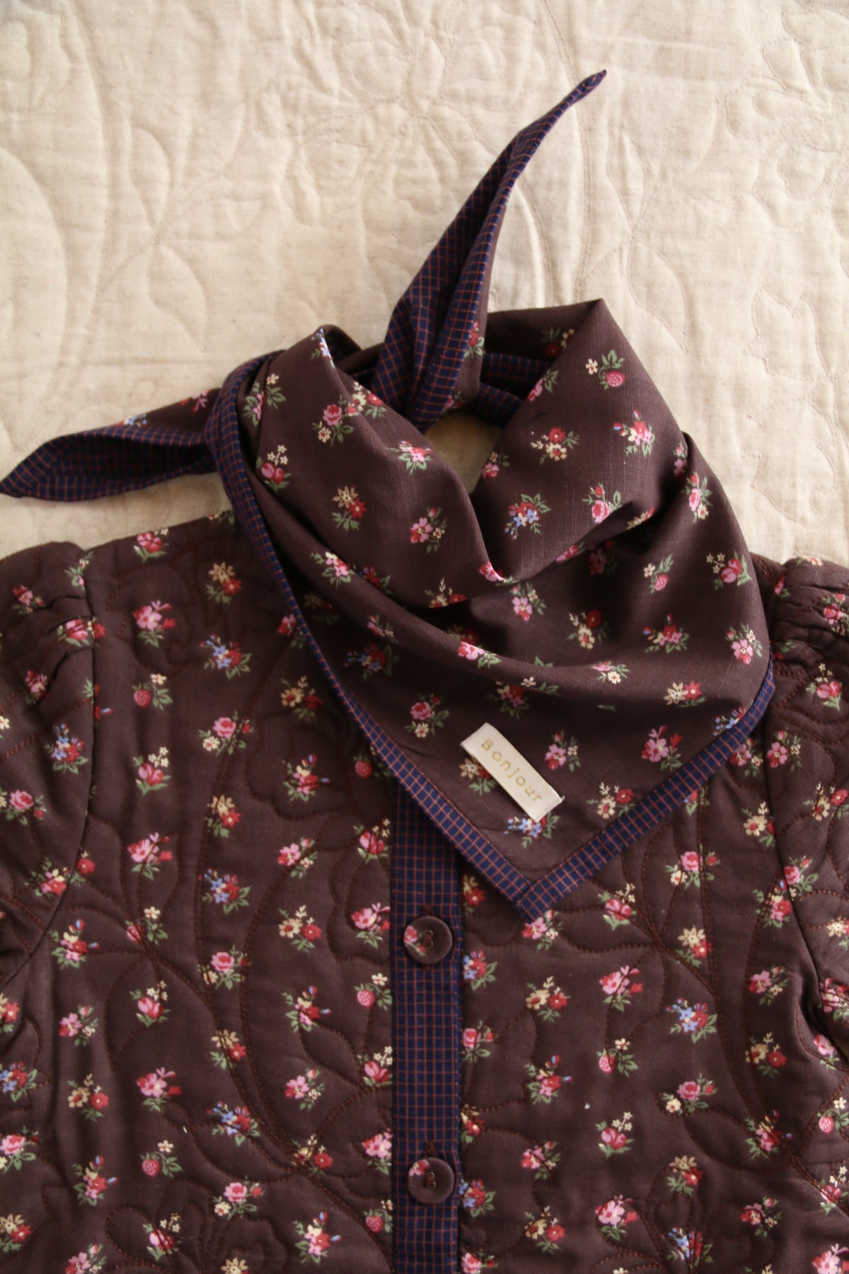BONJOUR DIARY Quilted dress coat with scarf Little bouquet print