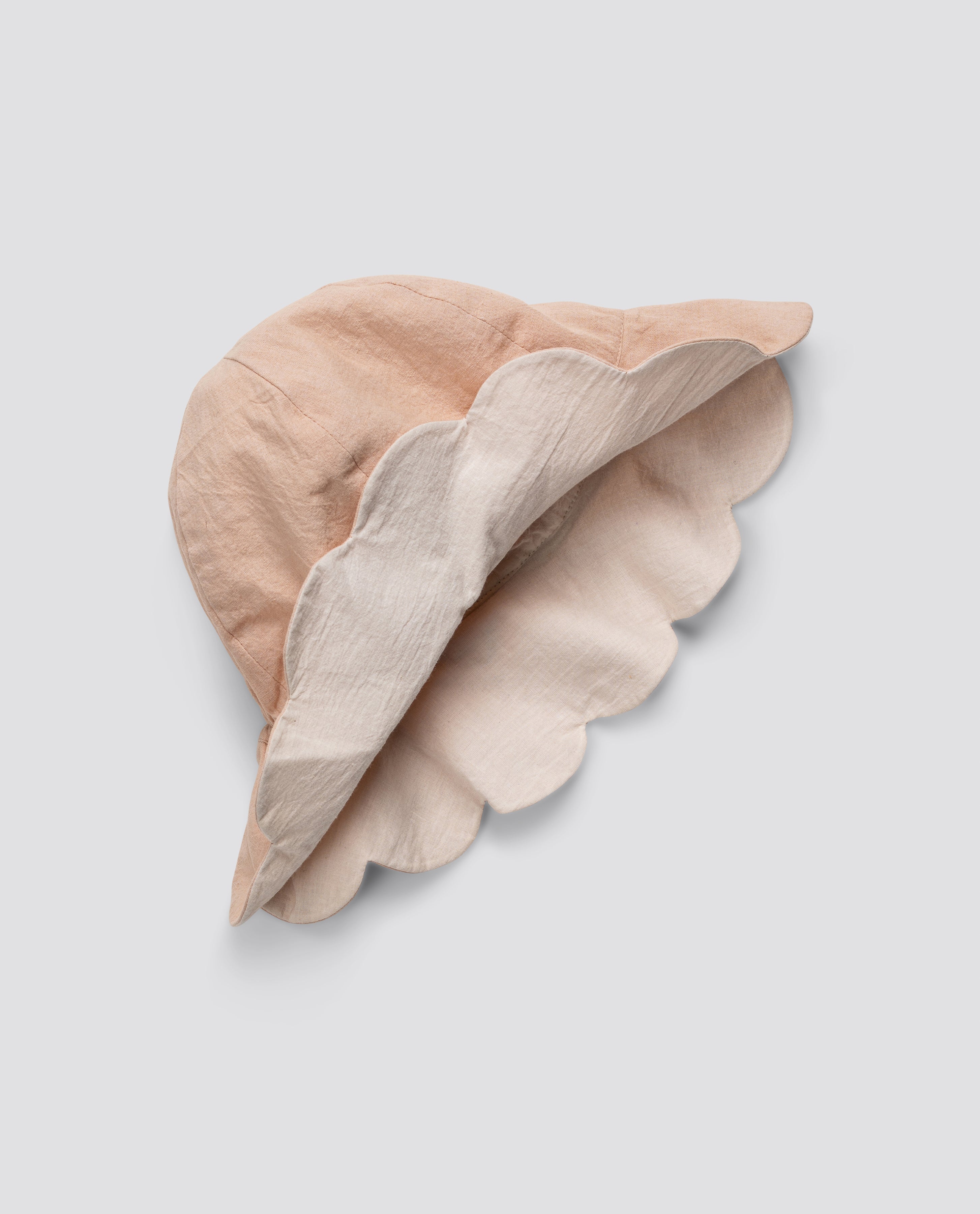 little cotton clothes Scalloped Hat Shell/Powder