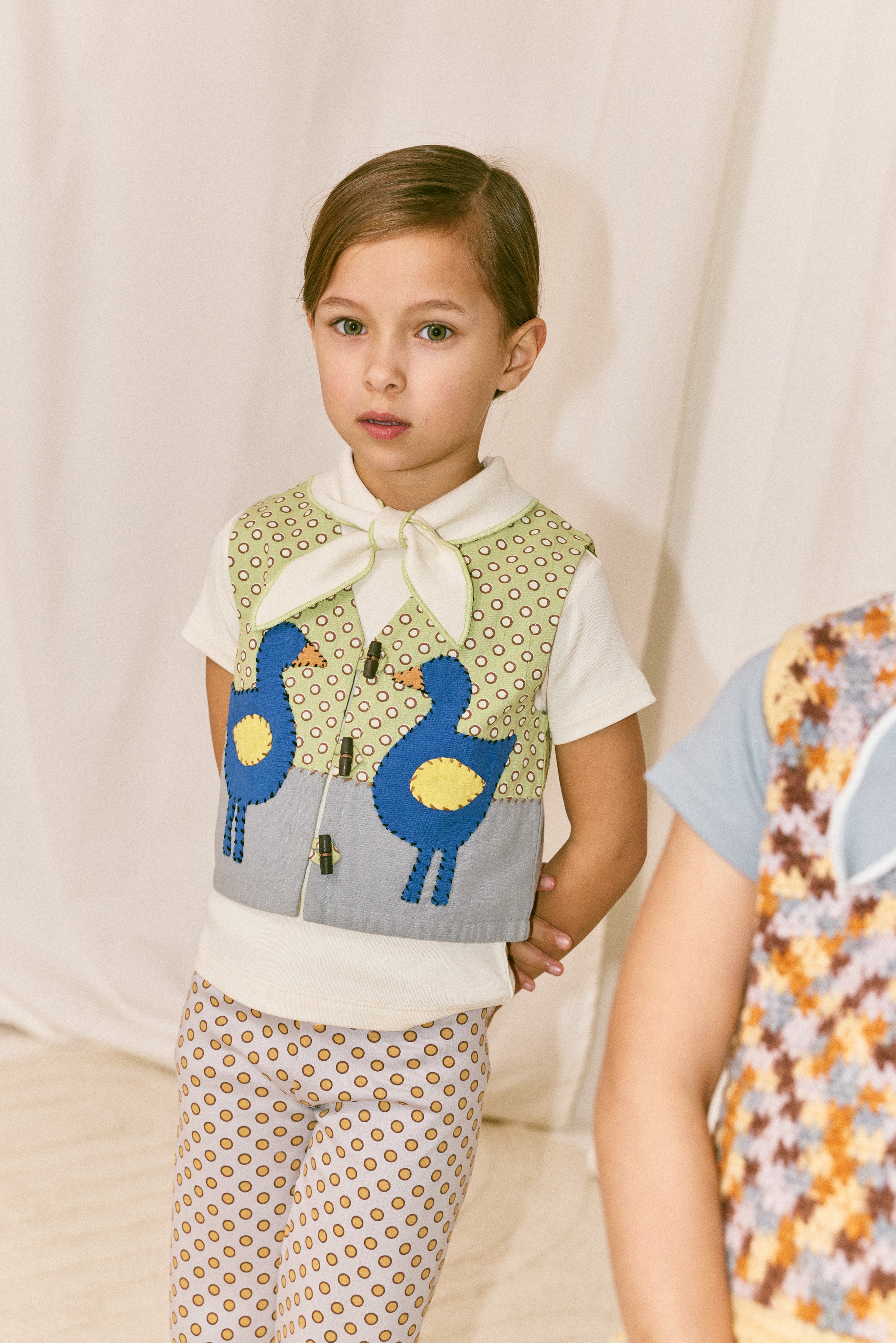 ・Misha & Puff FLOCK APPLIQUE VEST AVENTURINE BEN-DAY DOTS 26ss Drop2