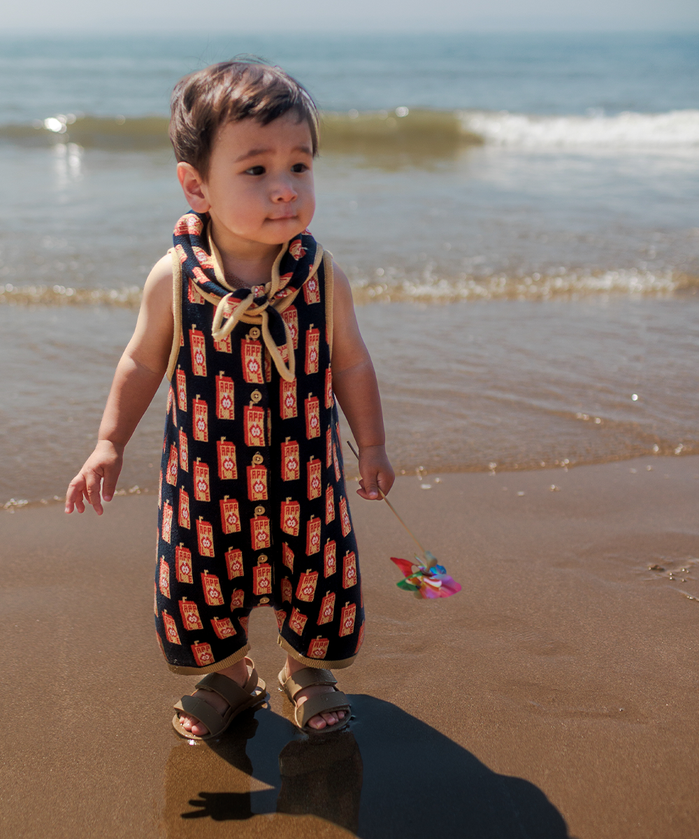 MABLI JUICE BOX NECKTIE RED APPLE