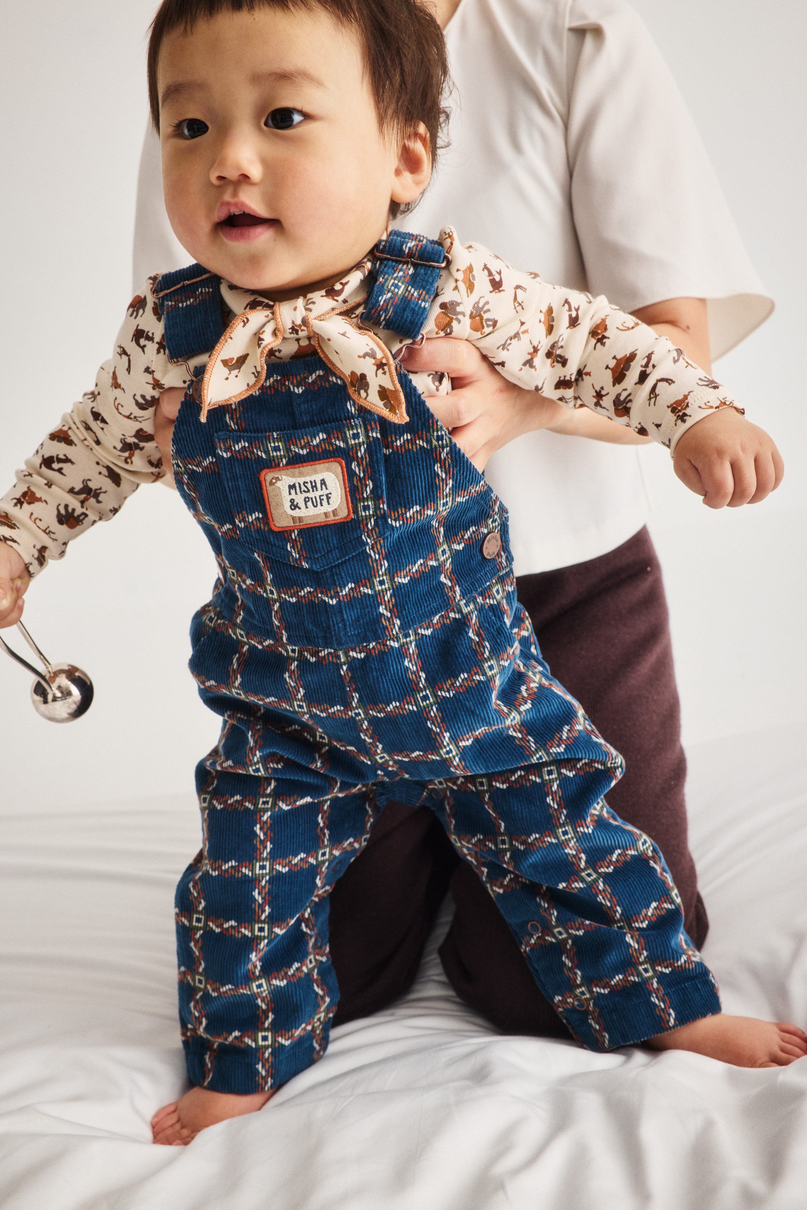 Misha & Puff BABY SCOUT ONESIE STRING CIRCUS 26FA Drop2