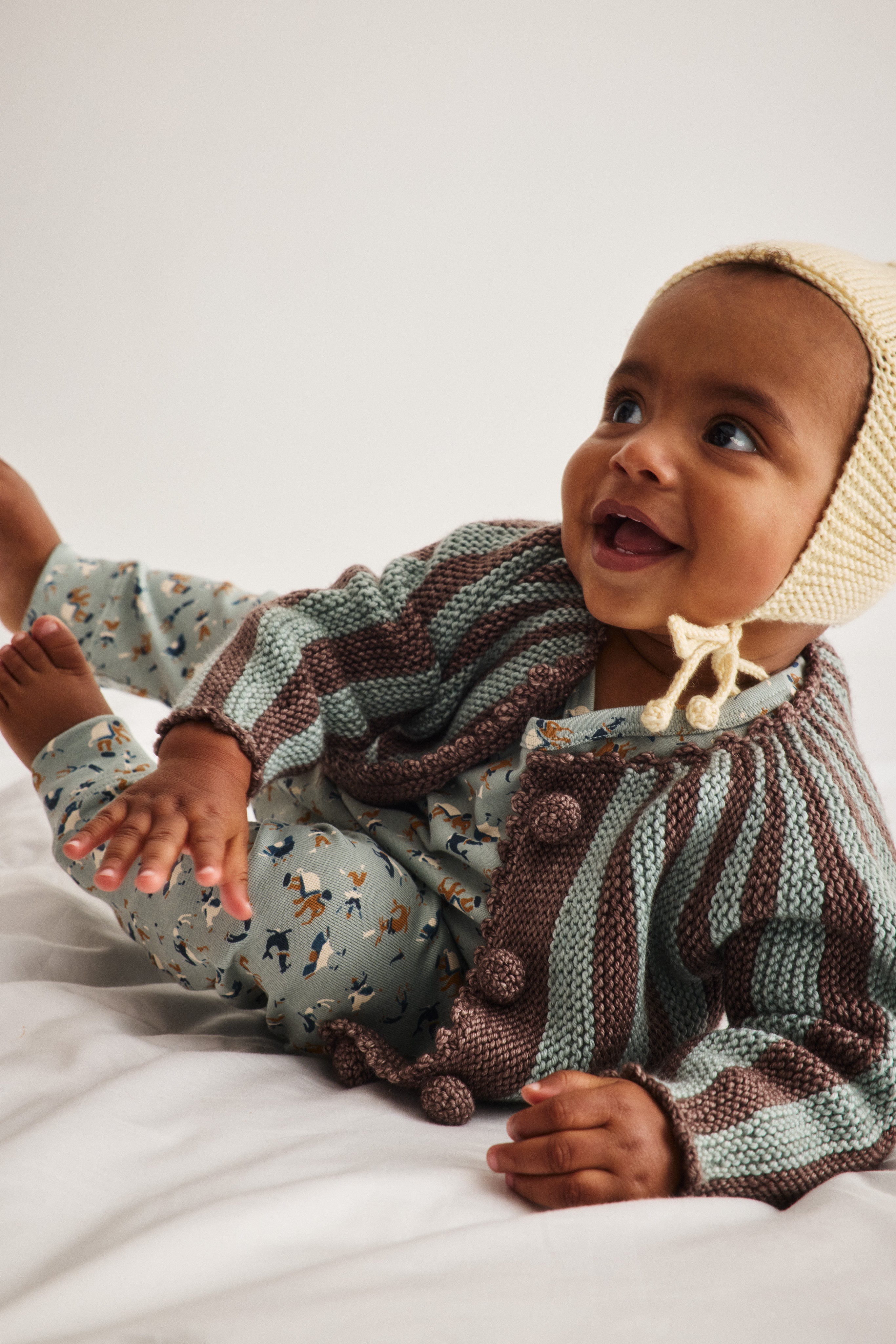 Misha & Puff BABY POINTY PEAK HAT SHORTBREAD 26FA Drop2