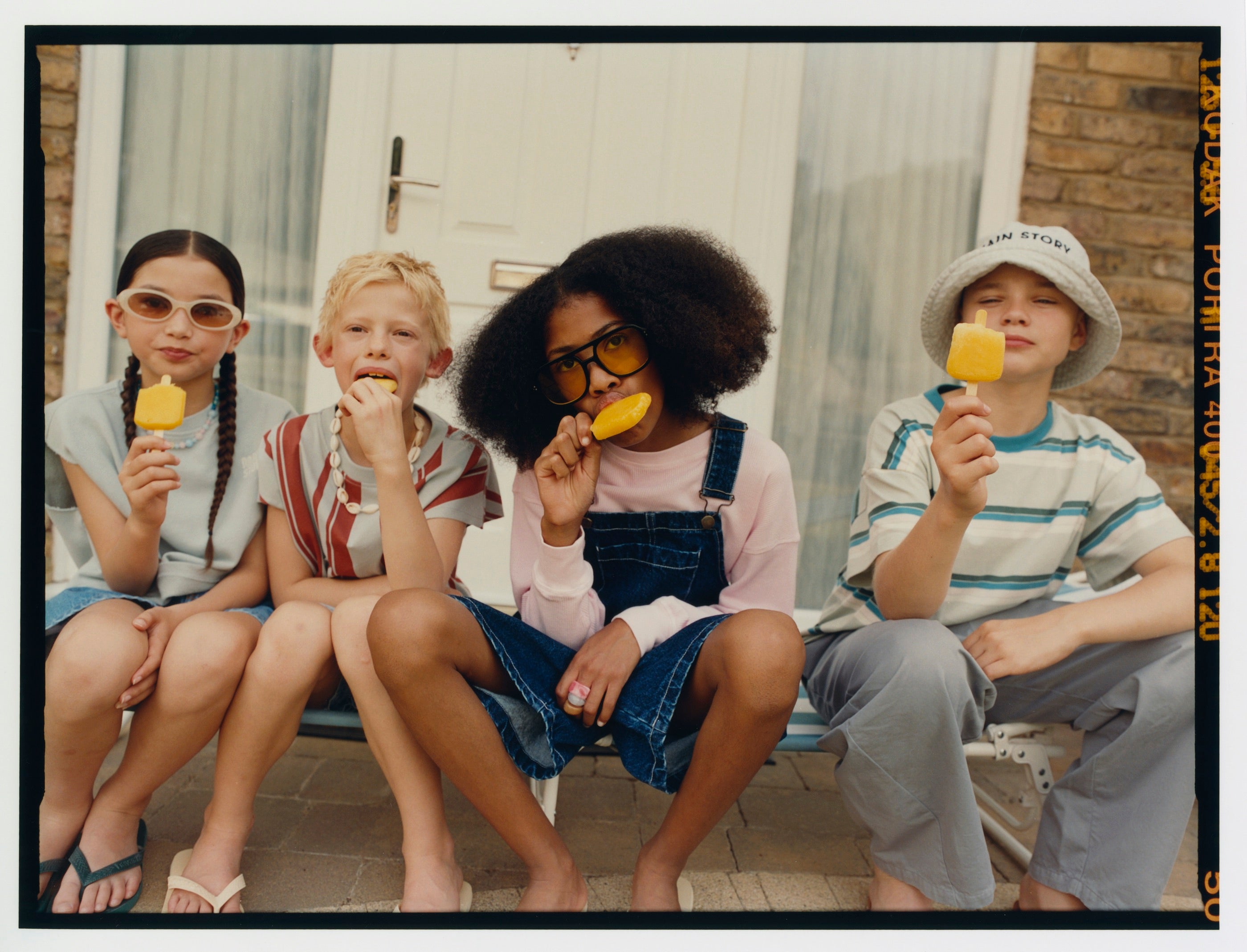 main story　Waffle Tee  Pink Waffle