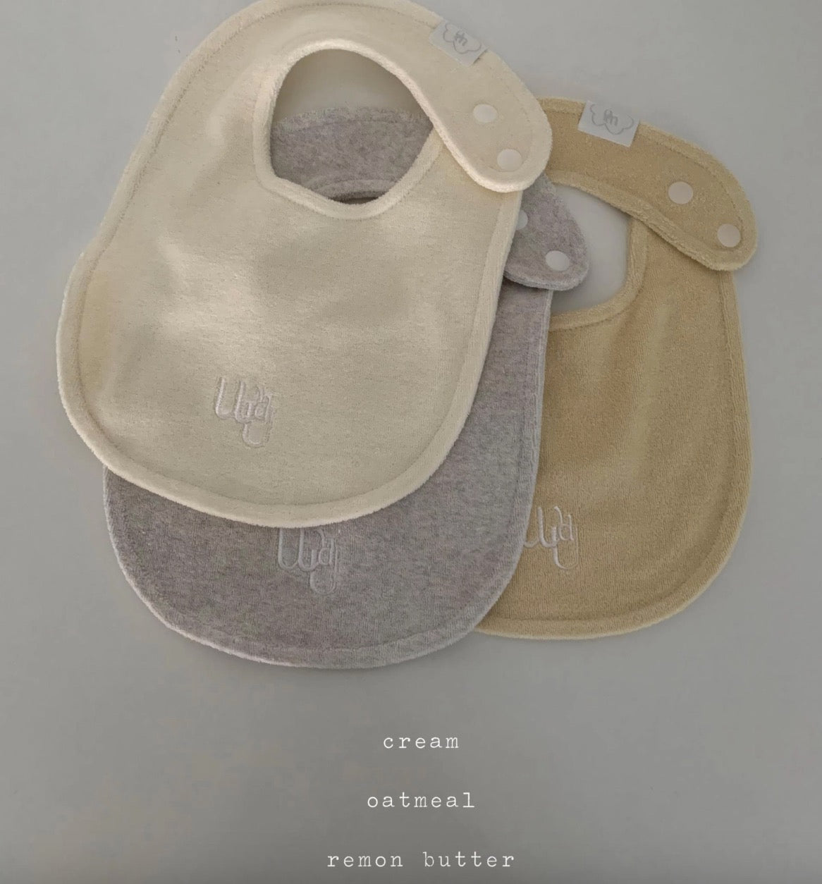 would U  cloud terry bibs　