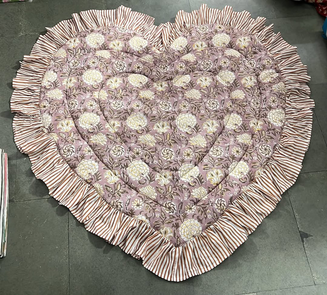 saruche  Heart Frill Mat　 Fujiiro
