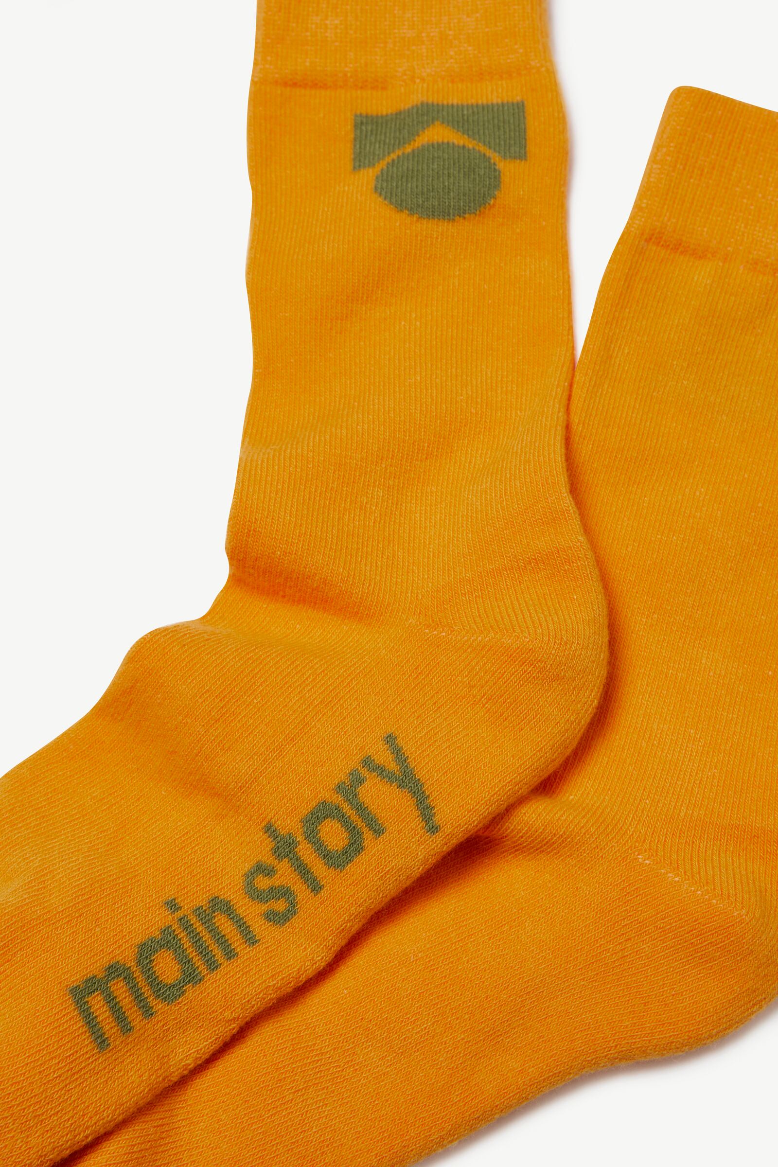main story  Socks　Tangerine