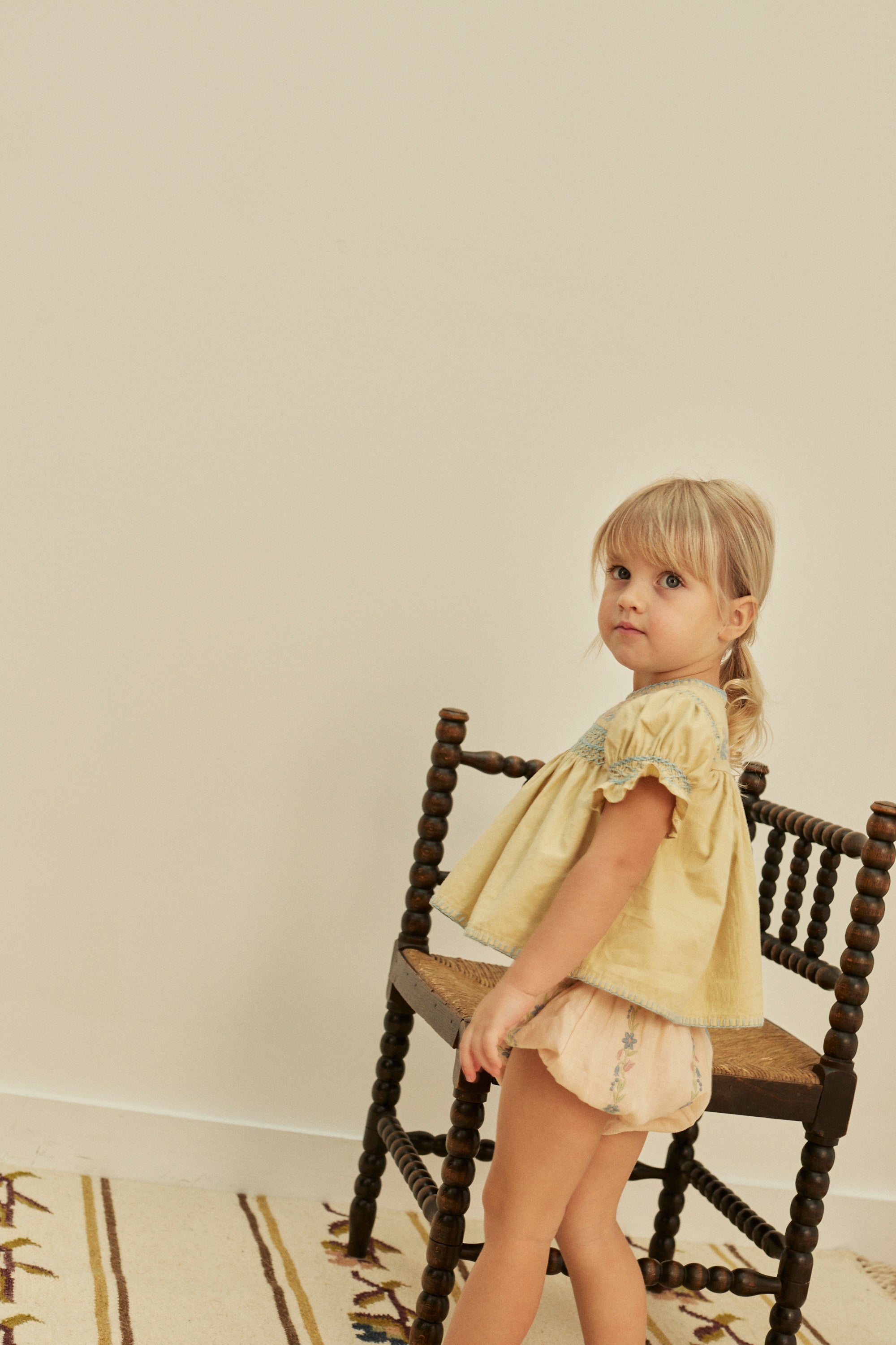 APOLINA  BABY DORA BLOUSE - CLOUD