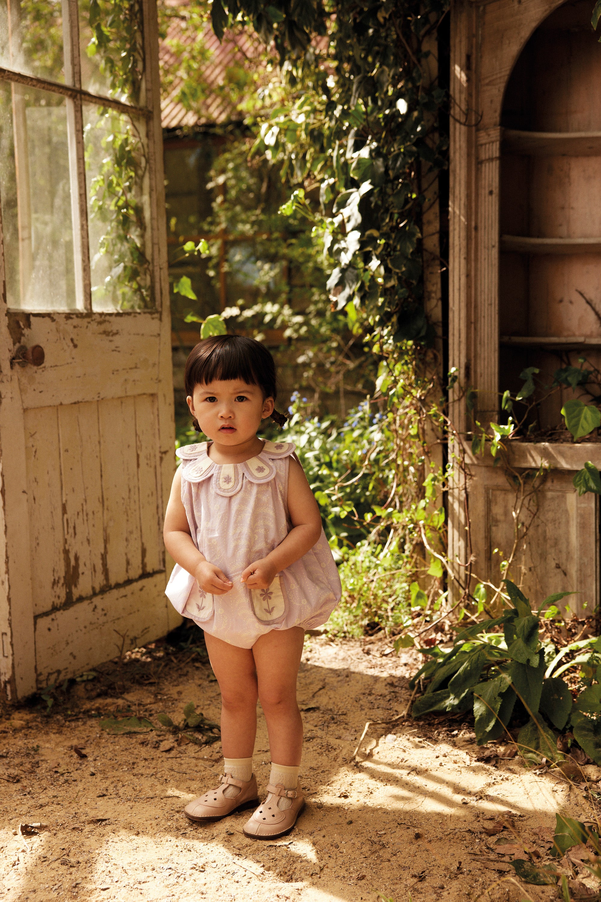 APOLINA  BABY FLORA BUBBLE  WALLFLOWER