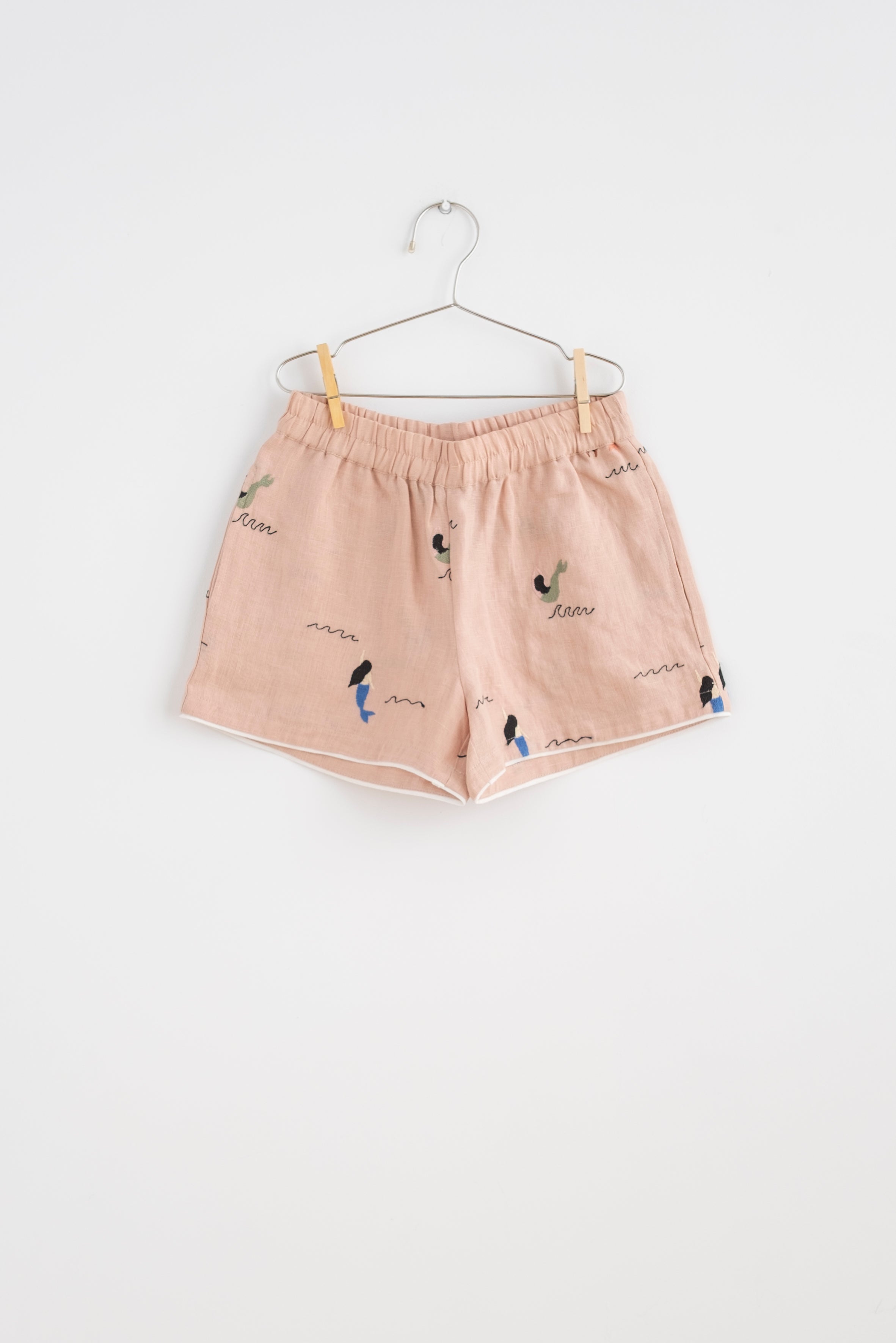 FISH & KIDS　ALLOVER EMBROIDERY MERMAID SHORT