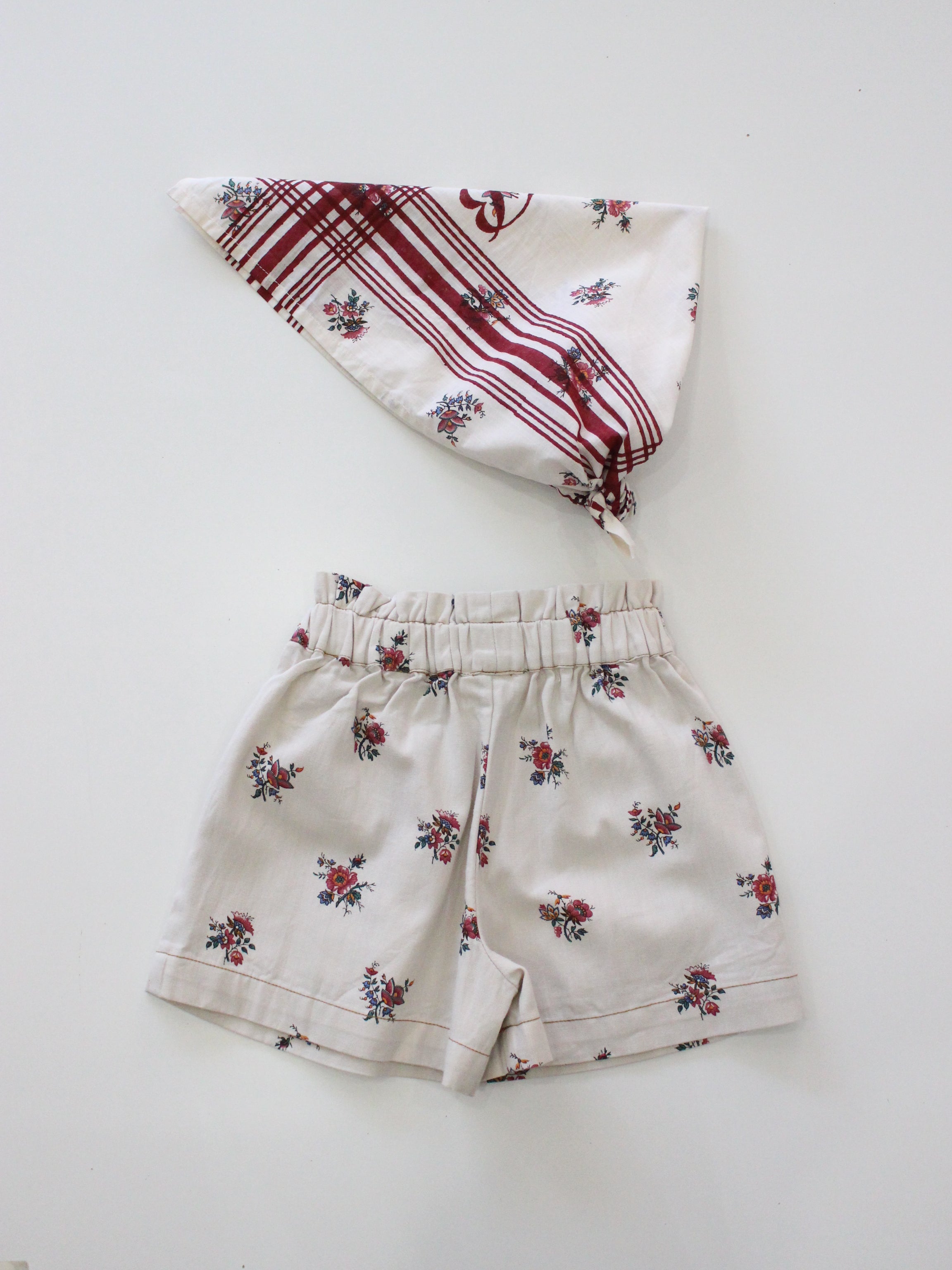 BONJOUR DIARY   Shorts with scarf Garden flowers print - Denim