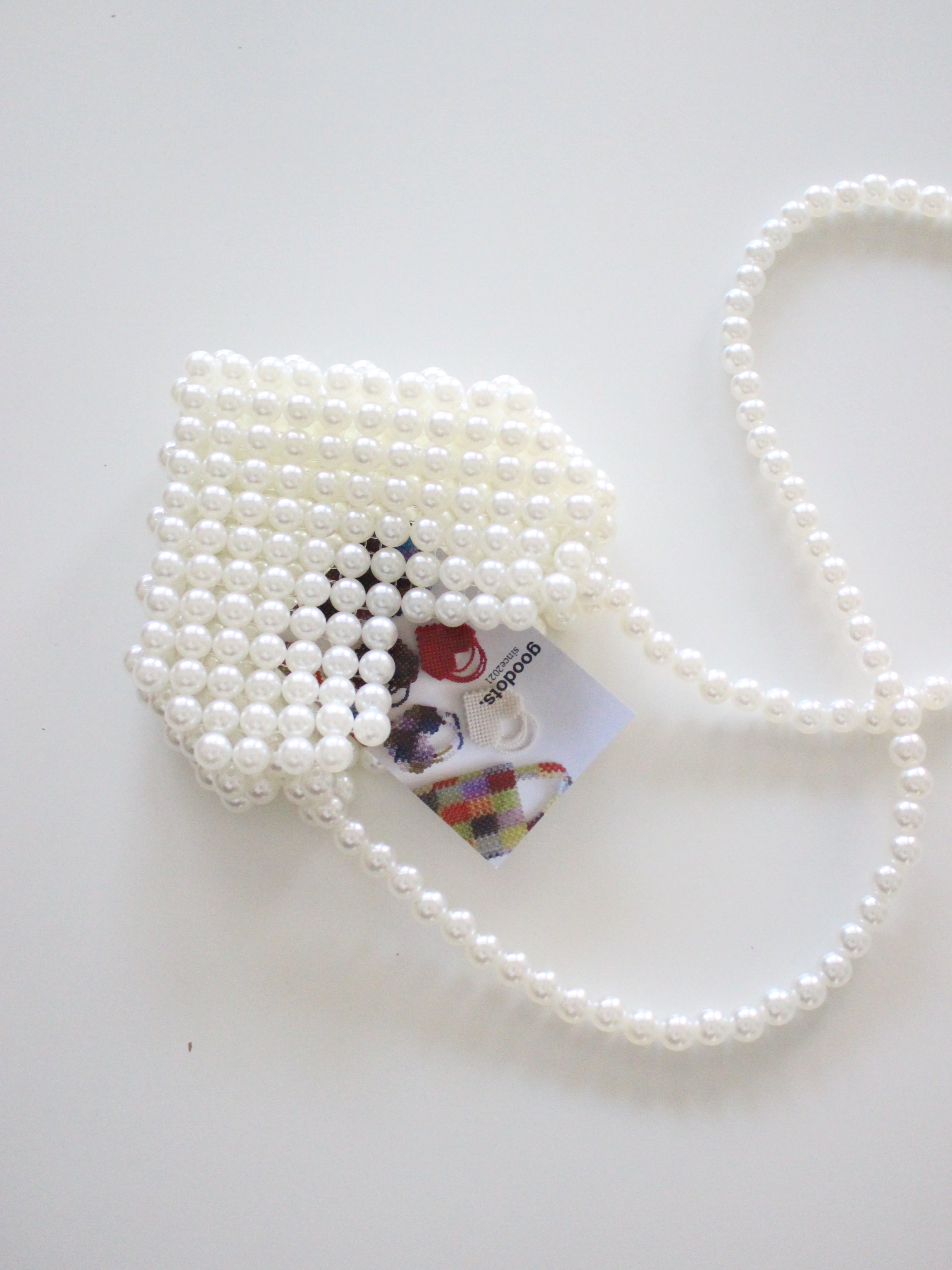 goodots.   Heart pochette  Pearl