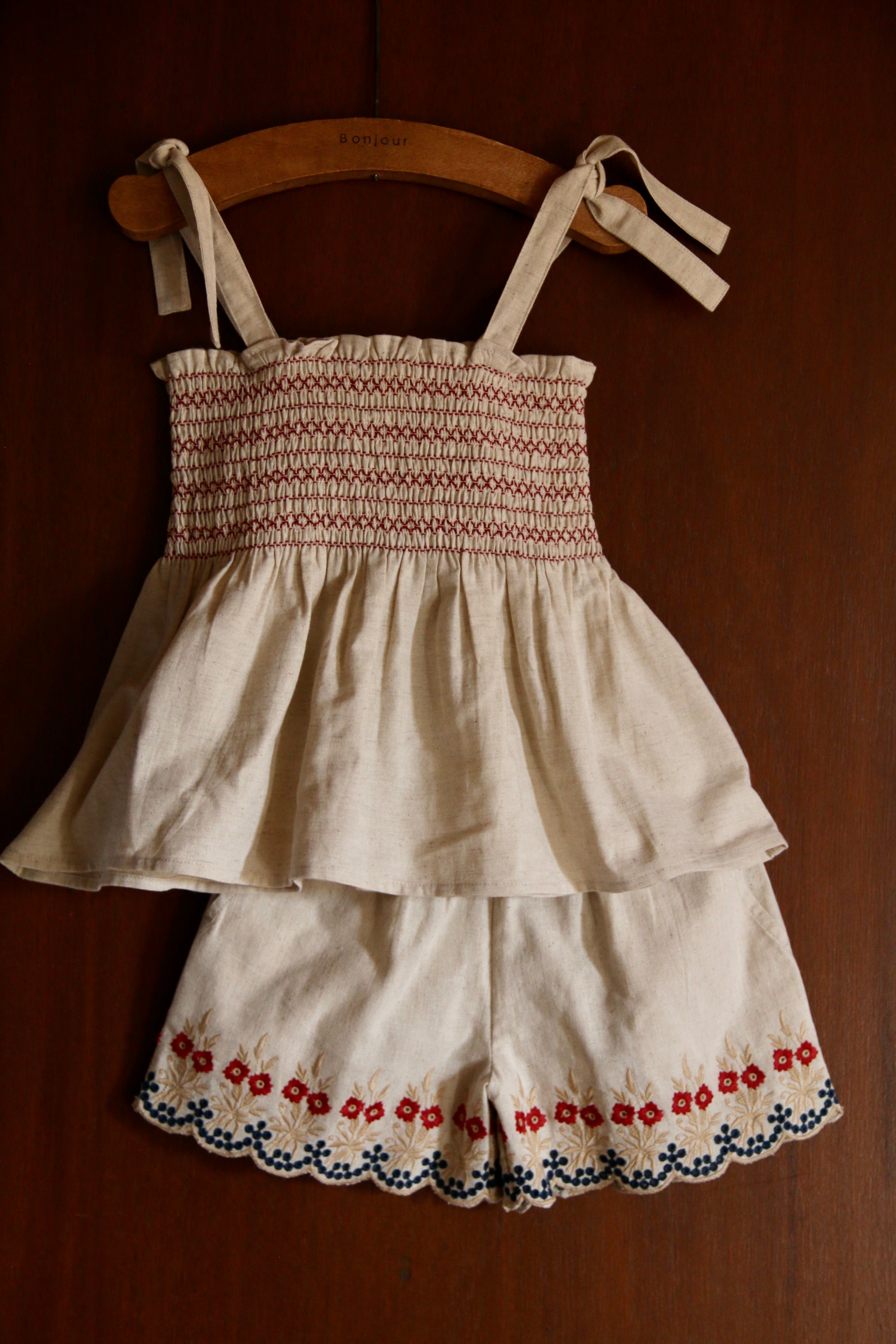 BONJOUR DIARY   Shorts & top set Natural cotton flex with multi color eyelet emb