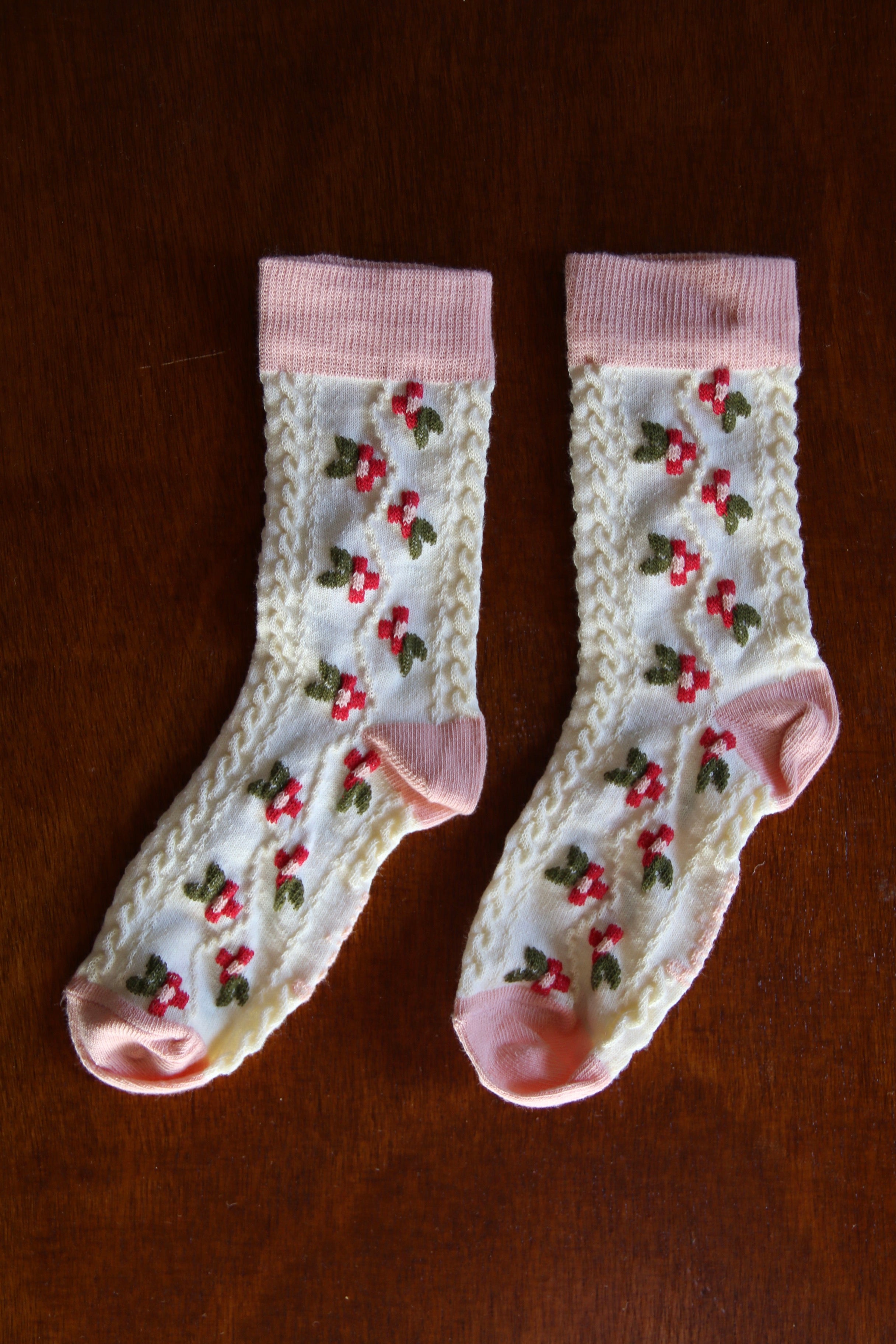 BONJOUR DIARY   "Farandole" flower socks Pink
