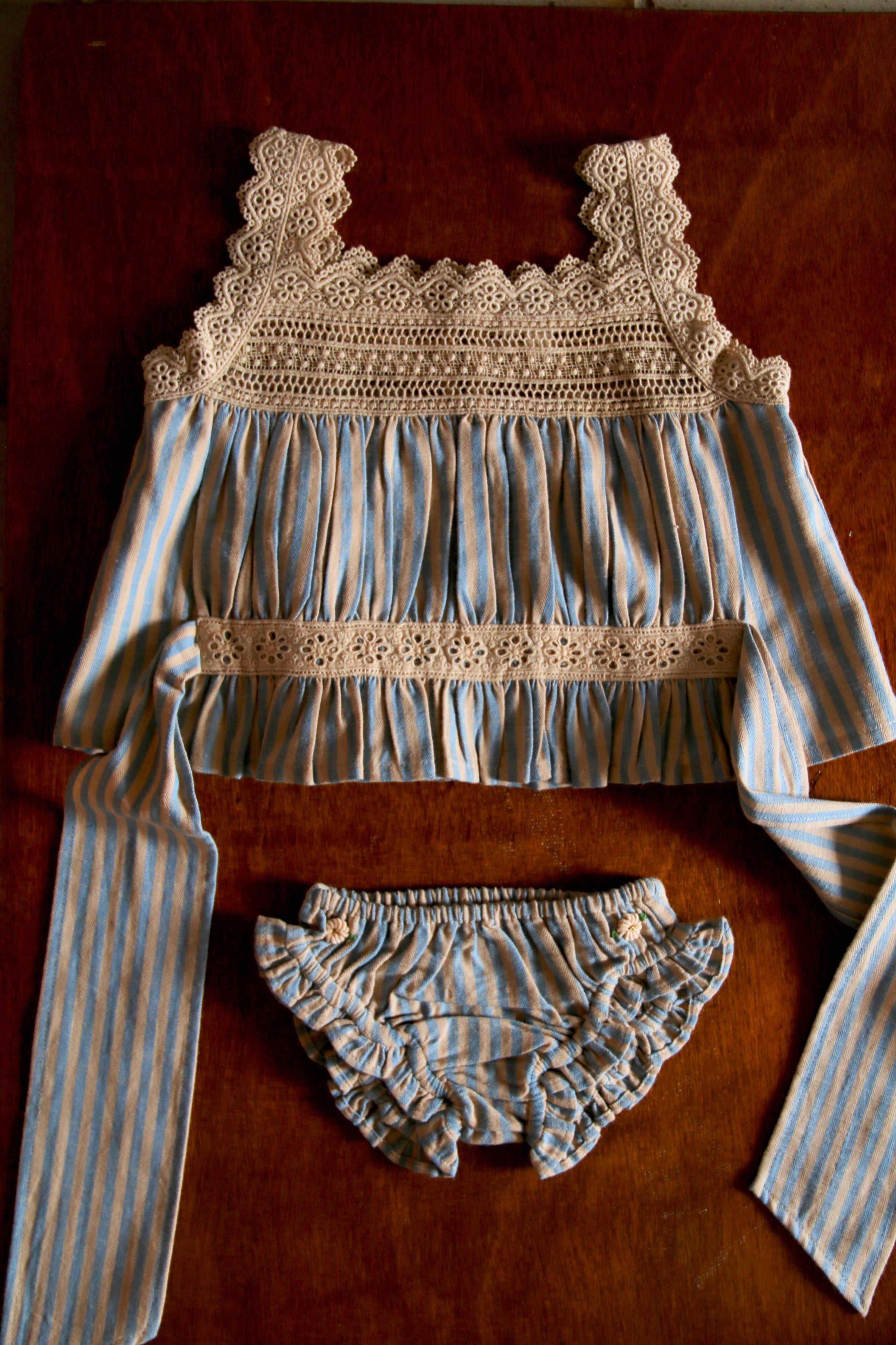 BONJOUR DIARY  Set - top & panty Blue transat stripe