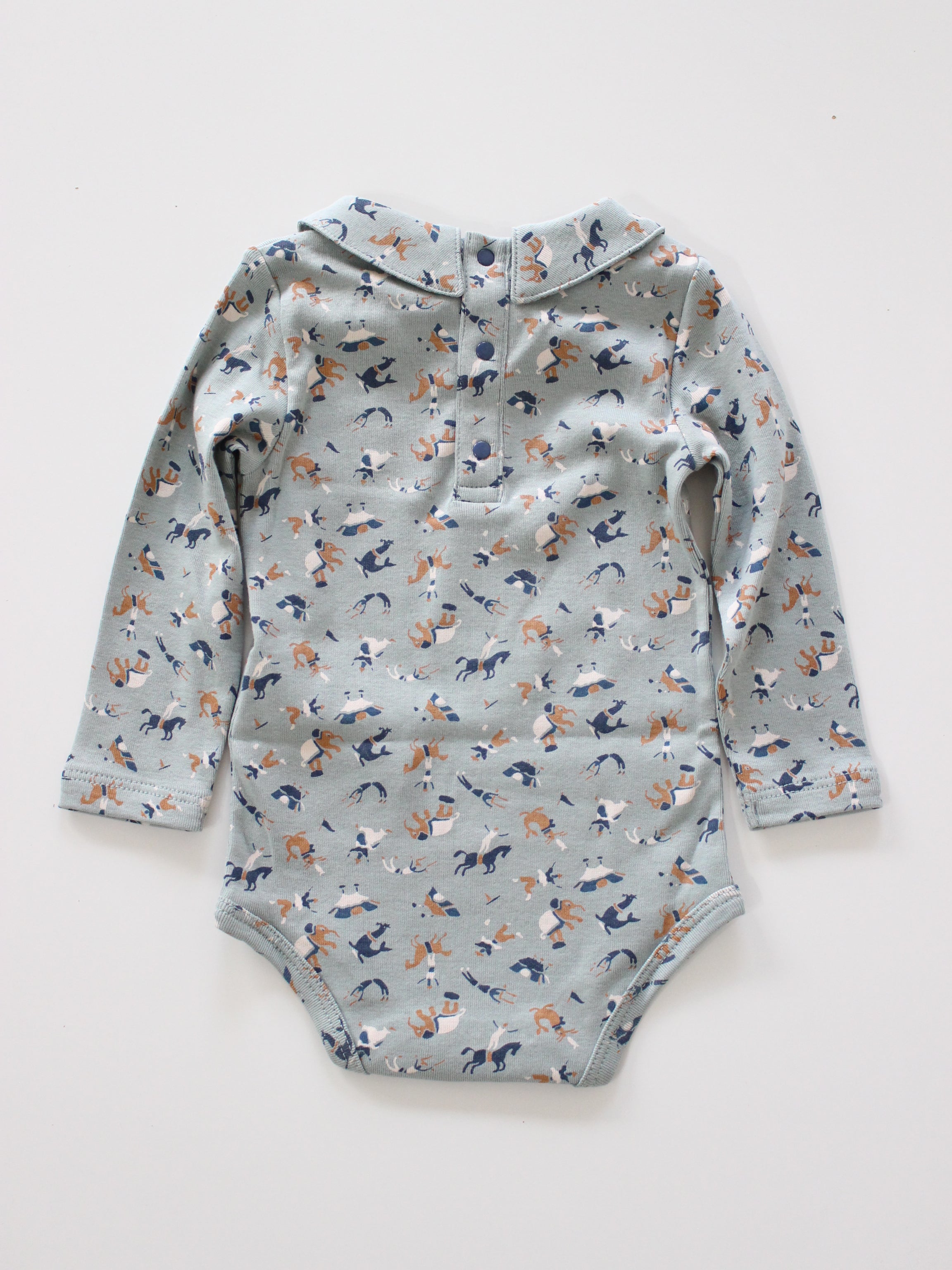 Misha & Puff   BABY PETIT COLLAR ONESIE (ONSEN CIRCUS)   26aw Drop1