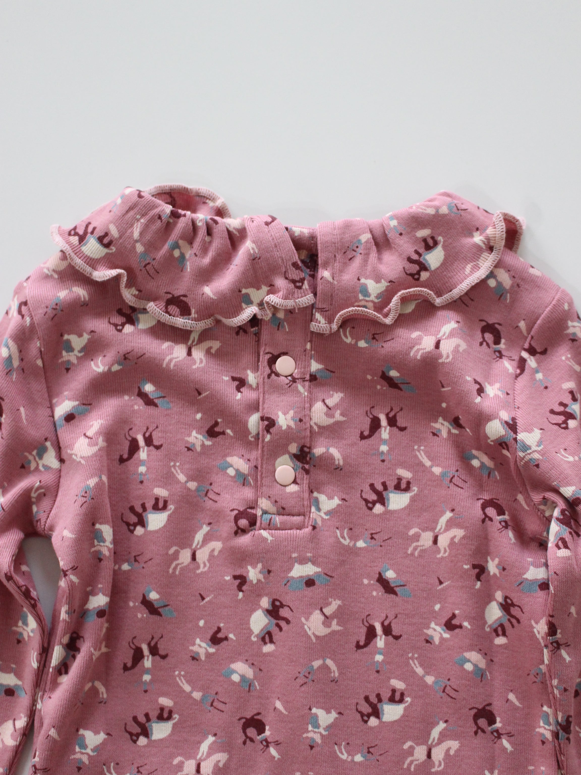 Misha & Puff   BABY PATTIE ONESIE (ANTIQUE ROSE CIRCUS)   26aw Drop1