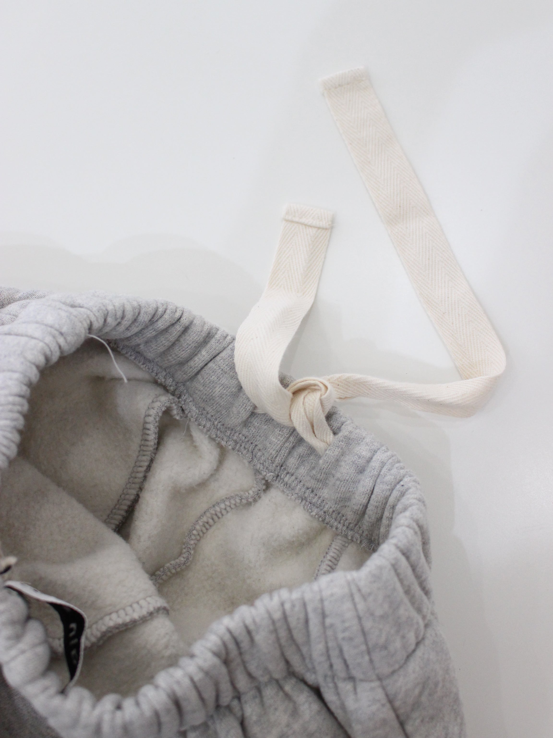 main story  Lounge Pants  Light Grey Melange