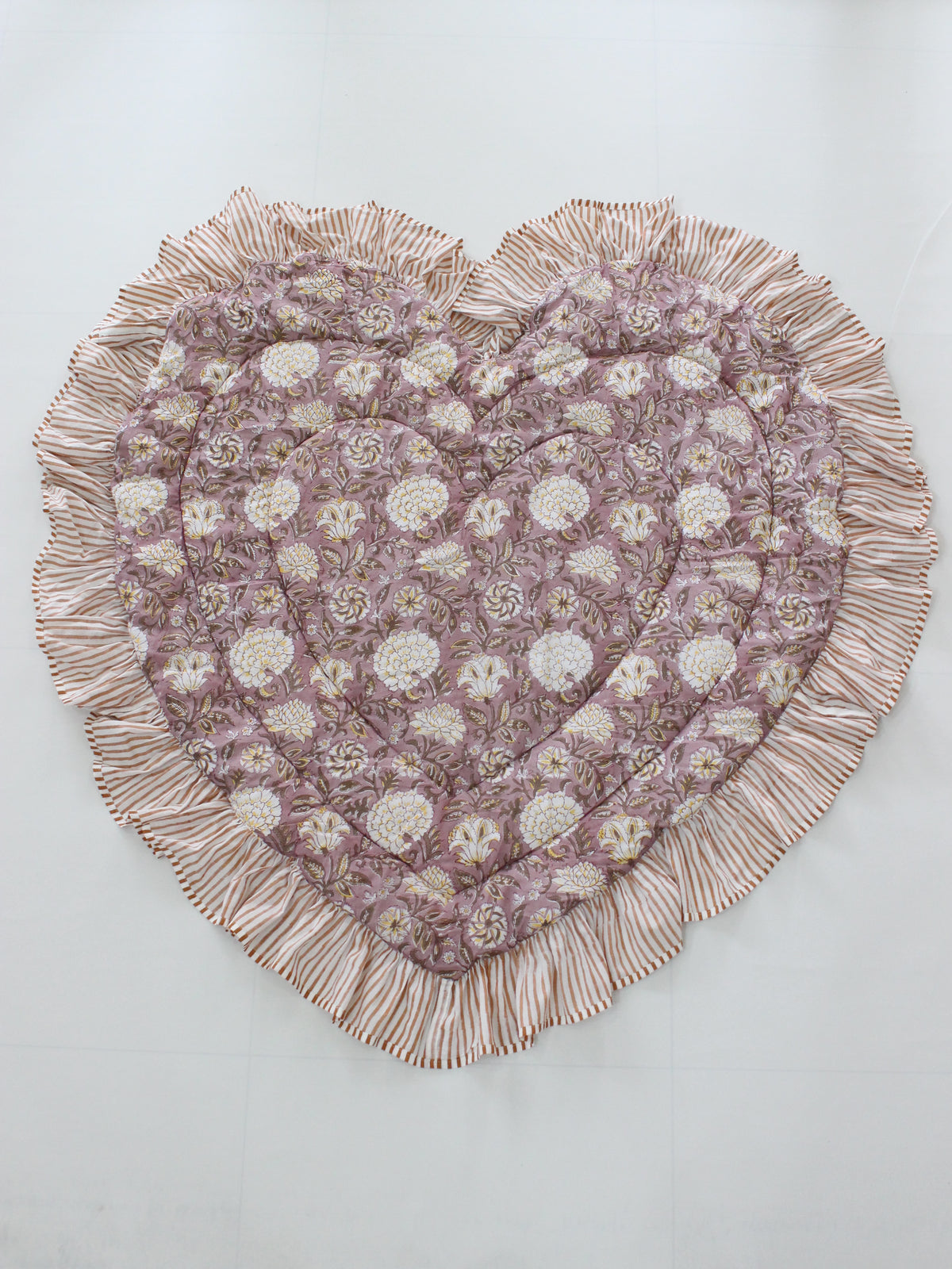 saruche  Heart Frill Mat　 Fujiiro
