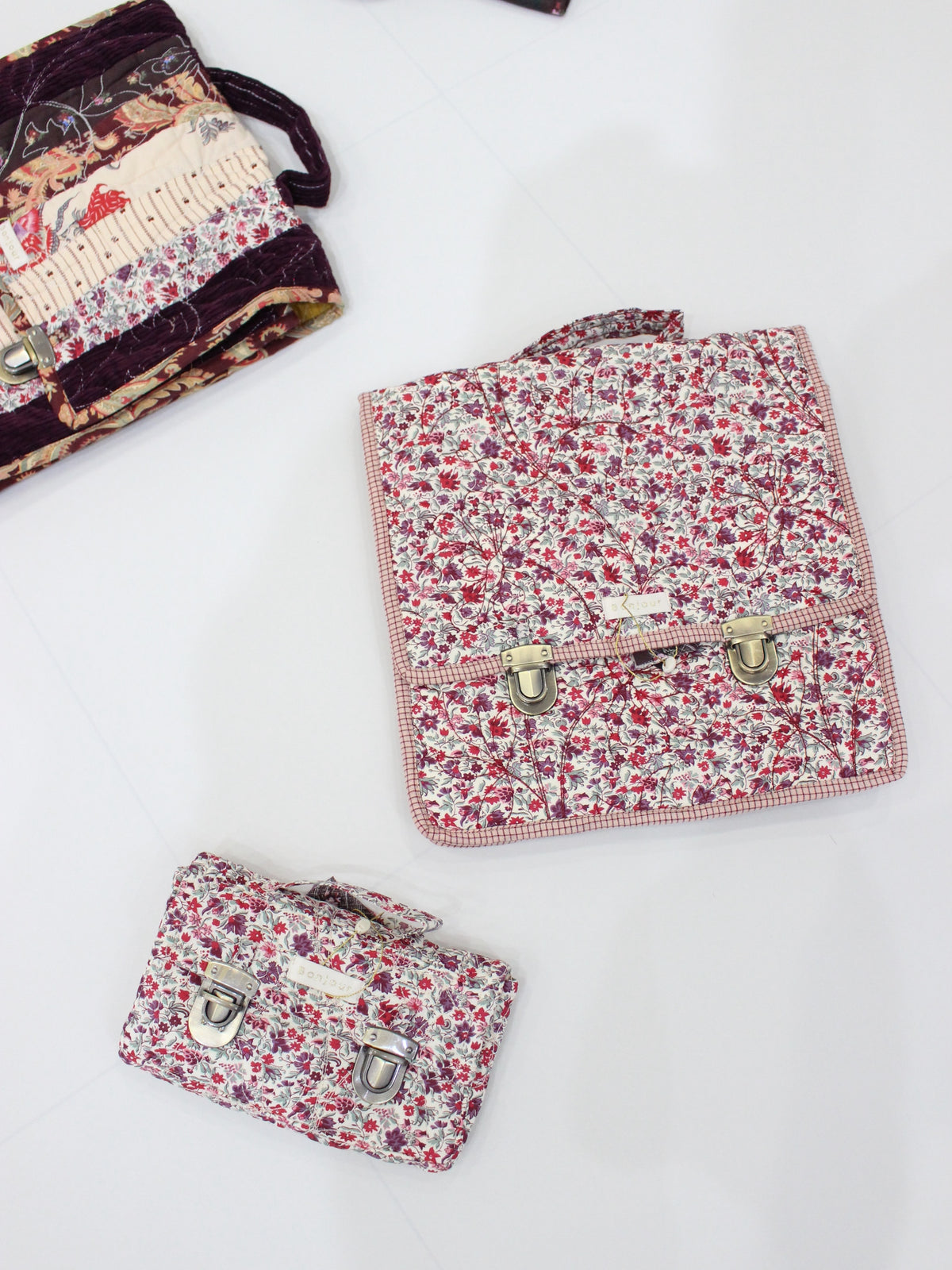 BONJOUR DIARY  School bag Flowers field print