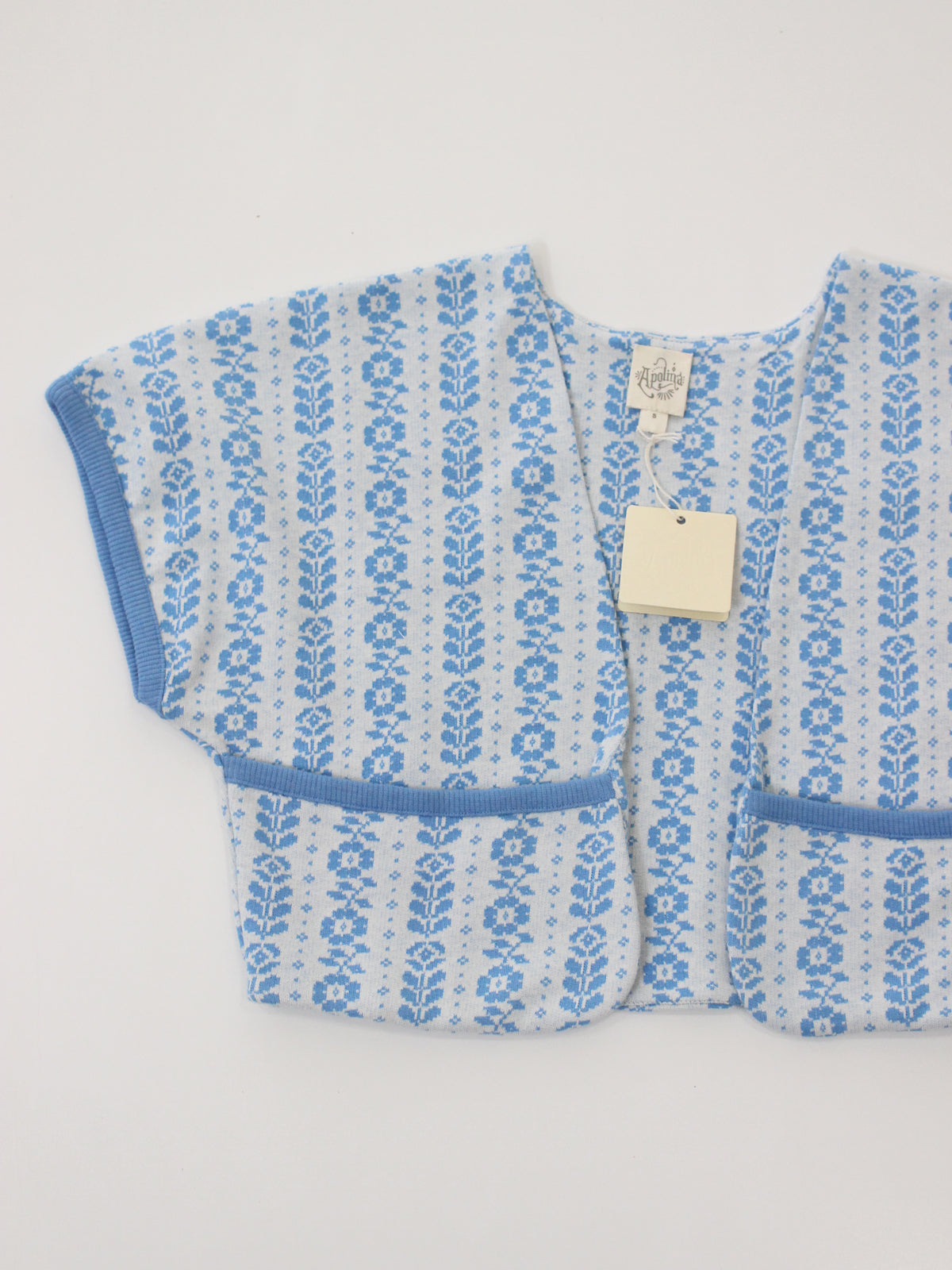 APOLINA  IRENA JERSEY SHRUG - NORDIC FLORAL JACQUARD