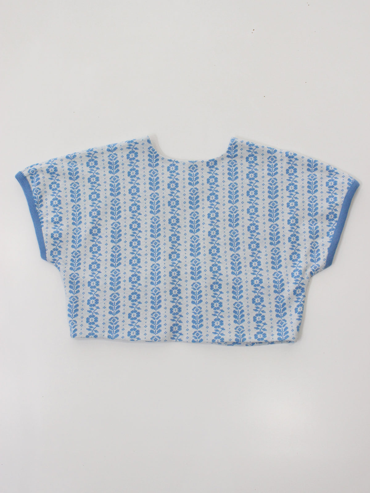 APOLINA  IRENA JERSEY SHRUG - NORDIC FLORAL JACQUARD