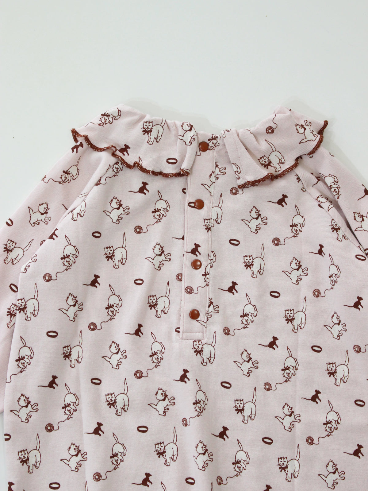 Misha & Puff   BABY PIERROT ONESIE (CANDYFLOSS CAT & MOUSE)   26wi Drop1