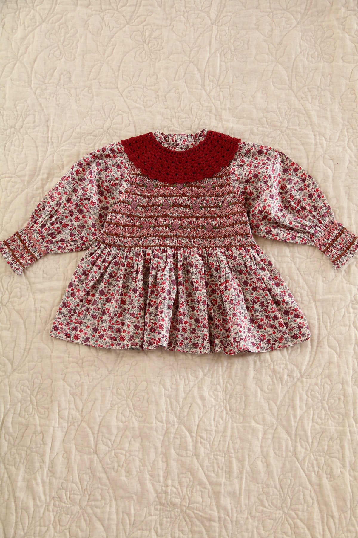 BONJOUR DIARY  Handsmock blouse with collar Flowers field print