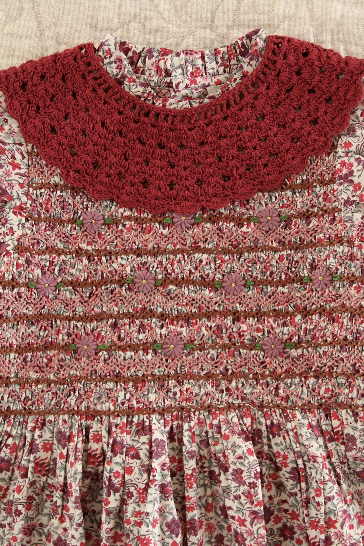 BONJOUR DIARY  Handsmock blouse with collar Flowers field print