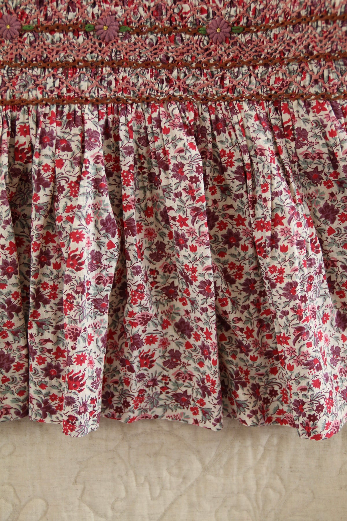 BONJOUR DIARY  Handsmock blouse with collar Flowers field print