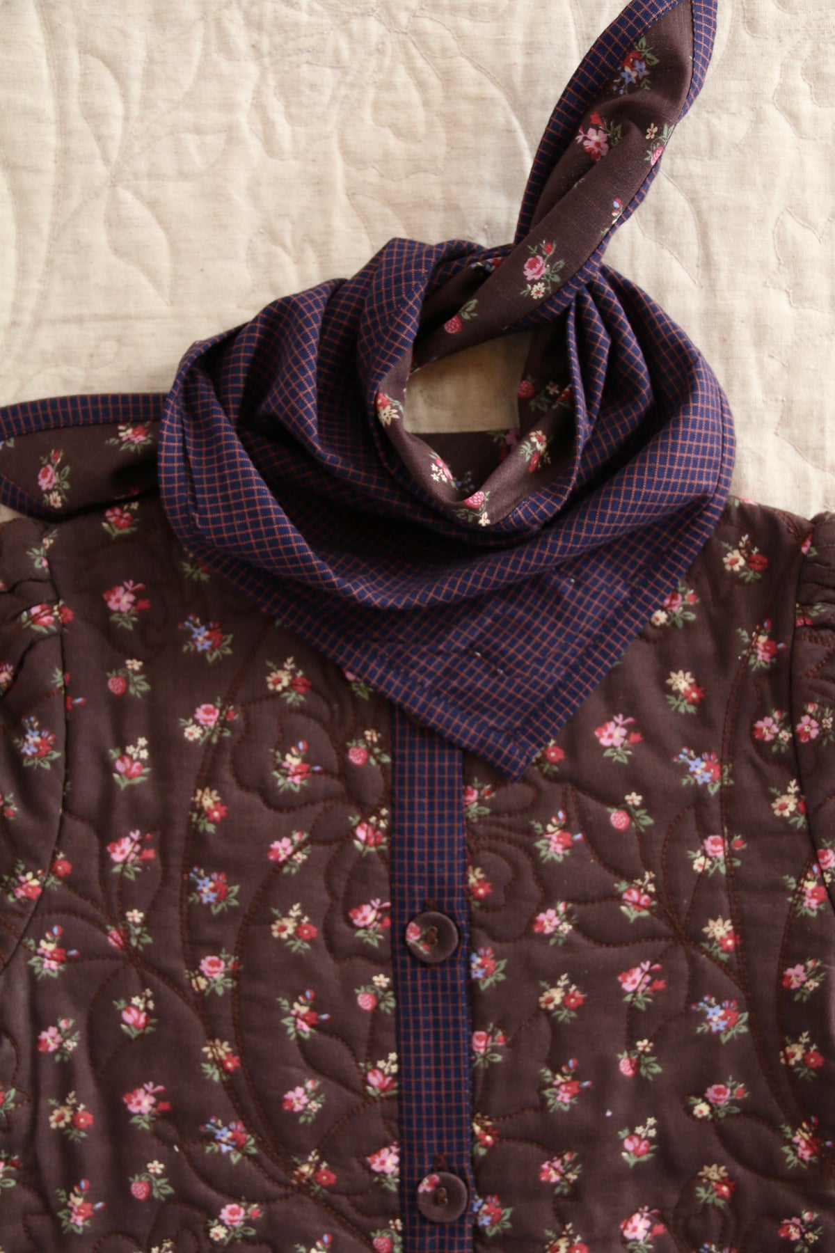 BONJOUR DIARY  Quilted dress coat with scarf Little bouquet print