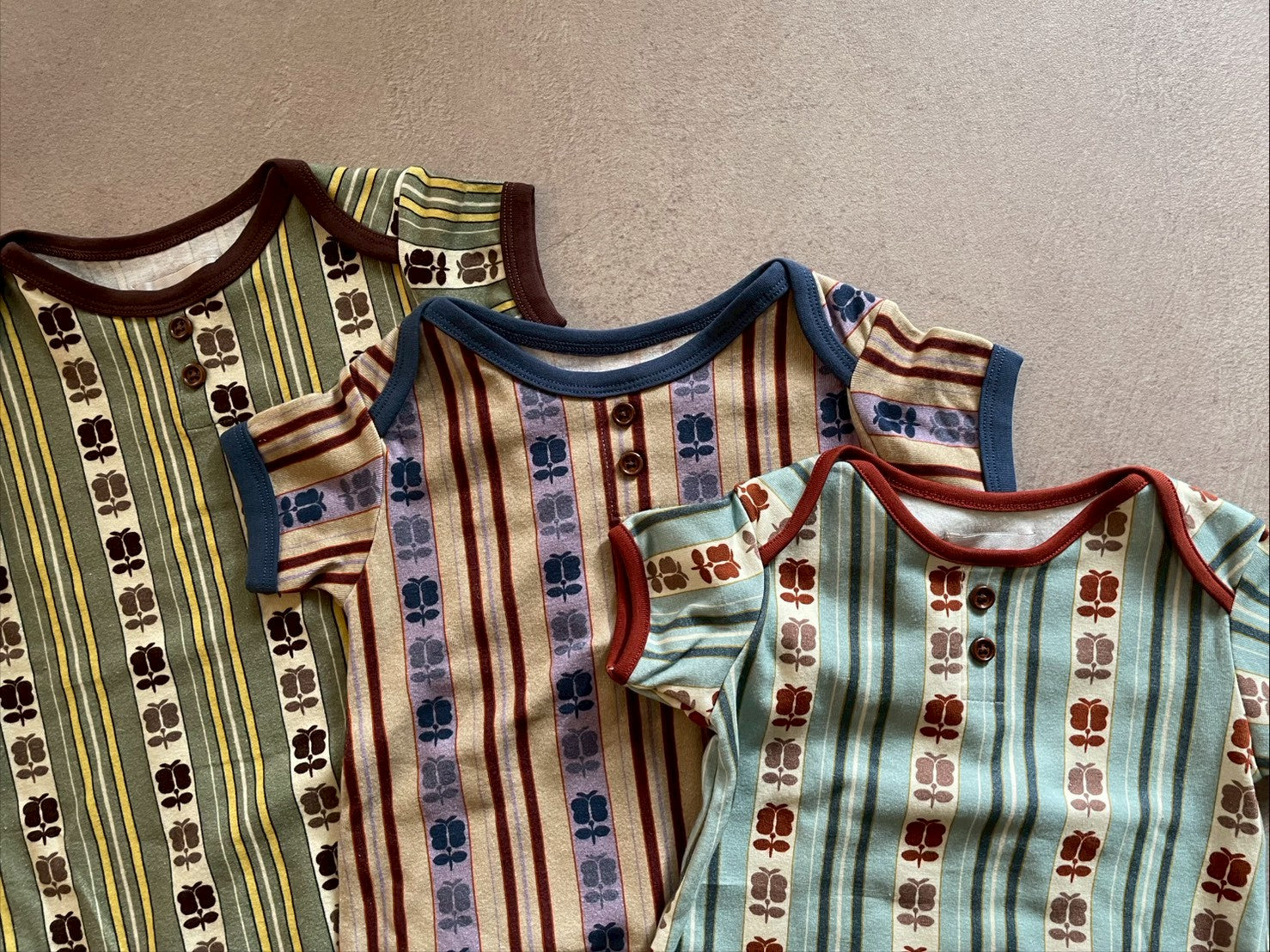 &pal    retro stripe rompers    kahki　sax