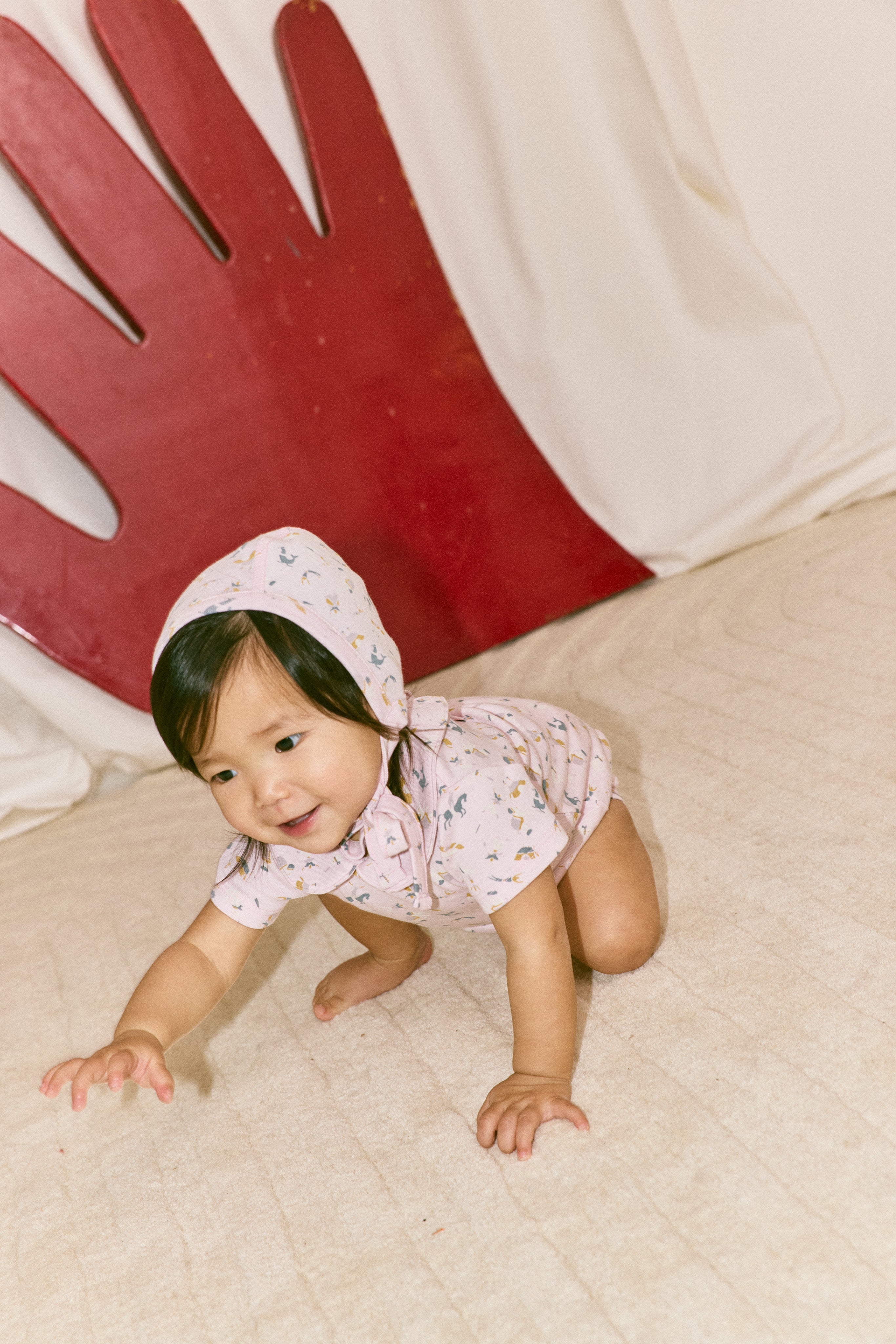 Misha & Puff BABY PETIT COLLAR ONESIE AURA CIRCUS 26ss Drop1