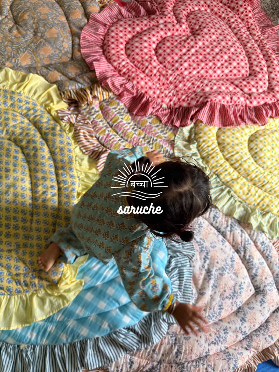 saruche  Heart Frill Mat　Yellow and Blue Flower